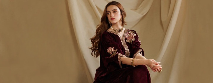 The Beautiful Drawability of Pakistani Designer Clothing The Beautiful Drawability of Pakistani Designer Clothing