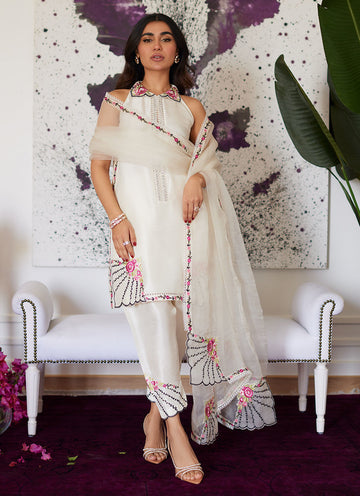 Farah Talib Aziz | Luna Eid Collection 24 | GENEVIVE PEARL WHITE - Khanumjan Pakistani Clothes and Designer Dresses in UK, USA