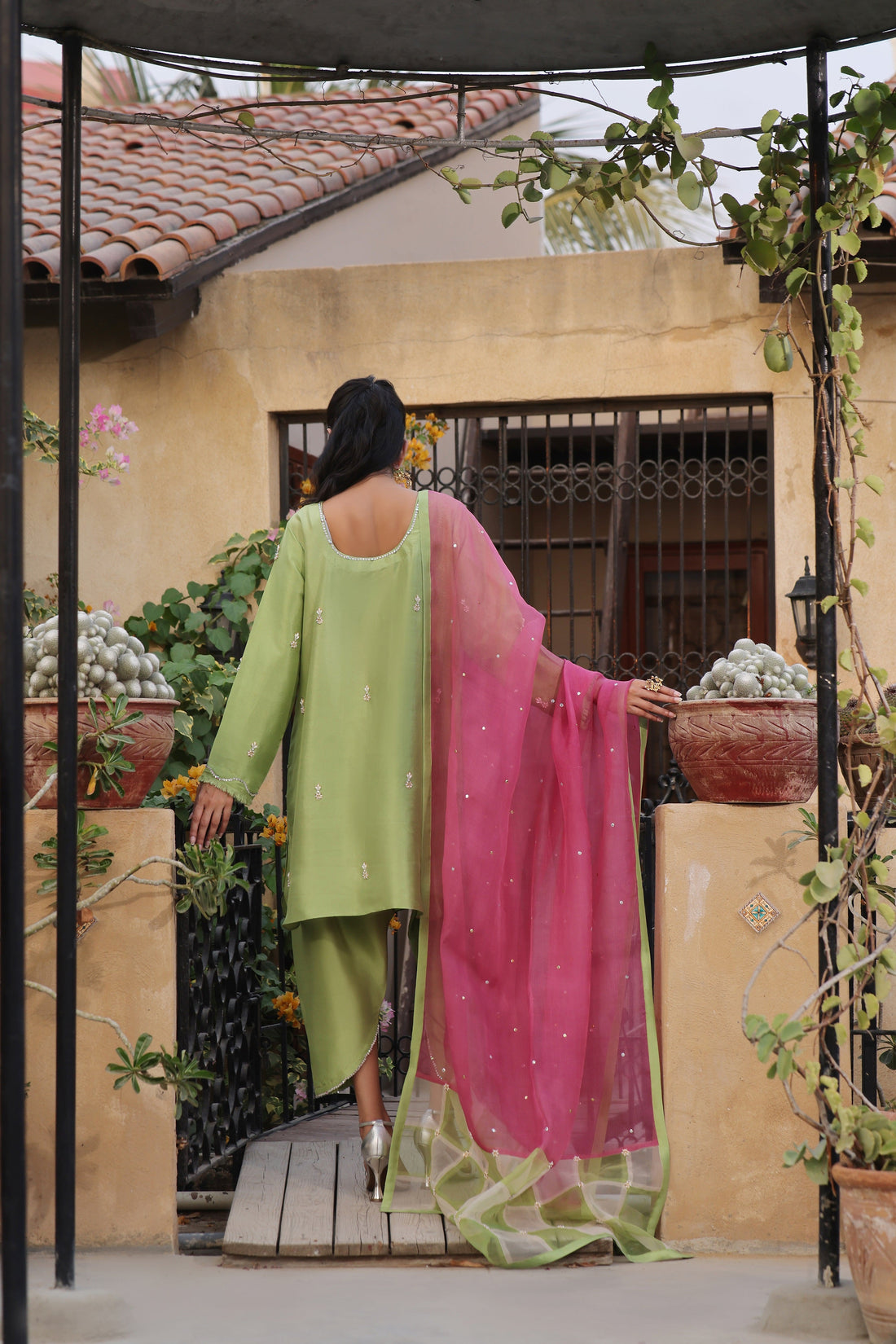 Mona Imran | Ezel Eid 25 | Gulrukh