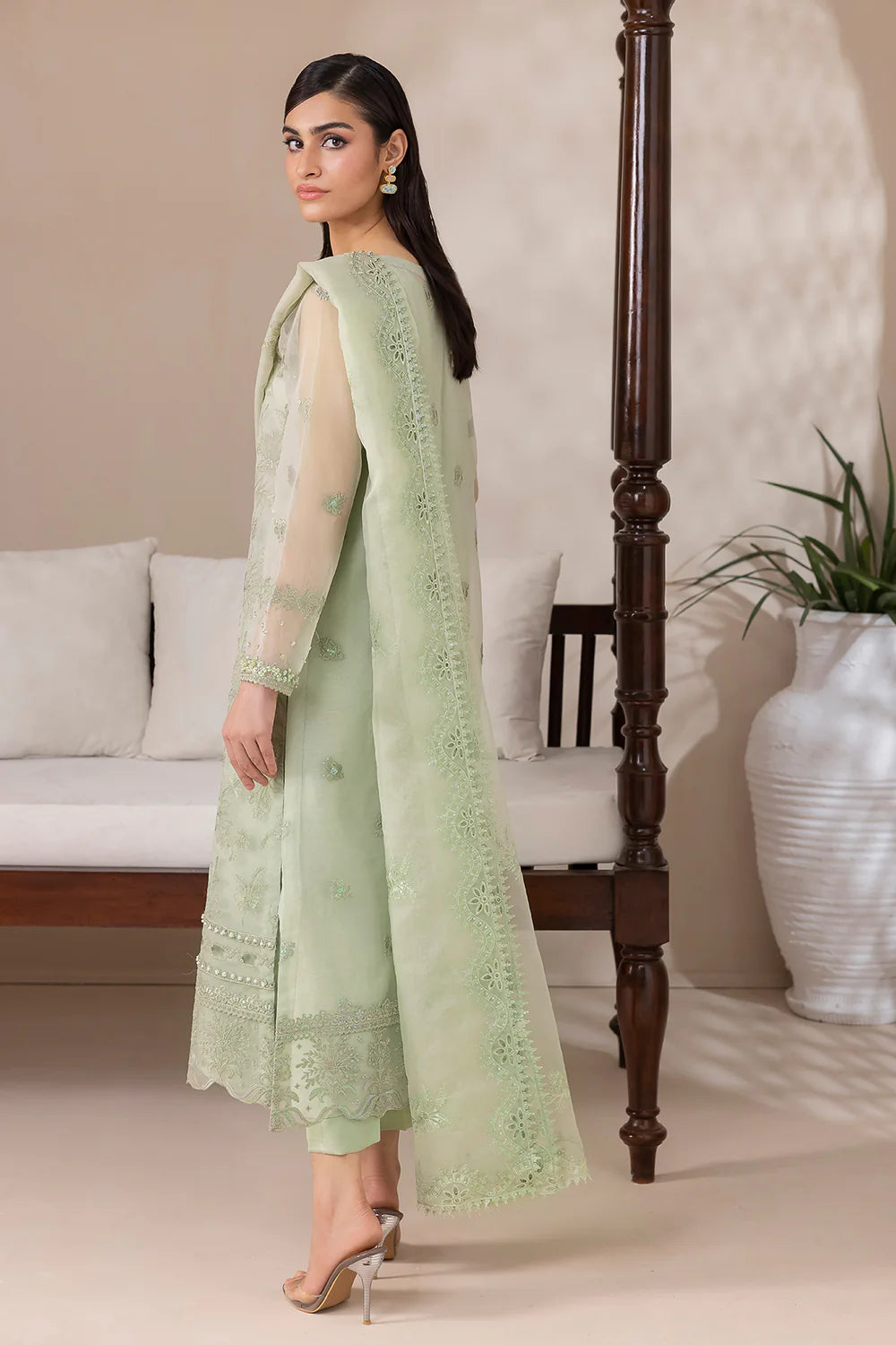 Baroque | Formals Collection | UF-415 - Khanumjan  Pakistani Clothes and Designer Dresses in UK, USA