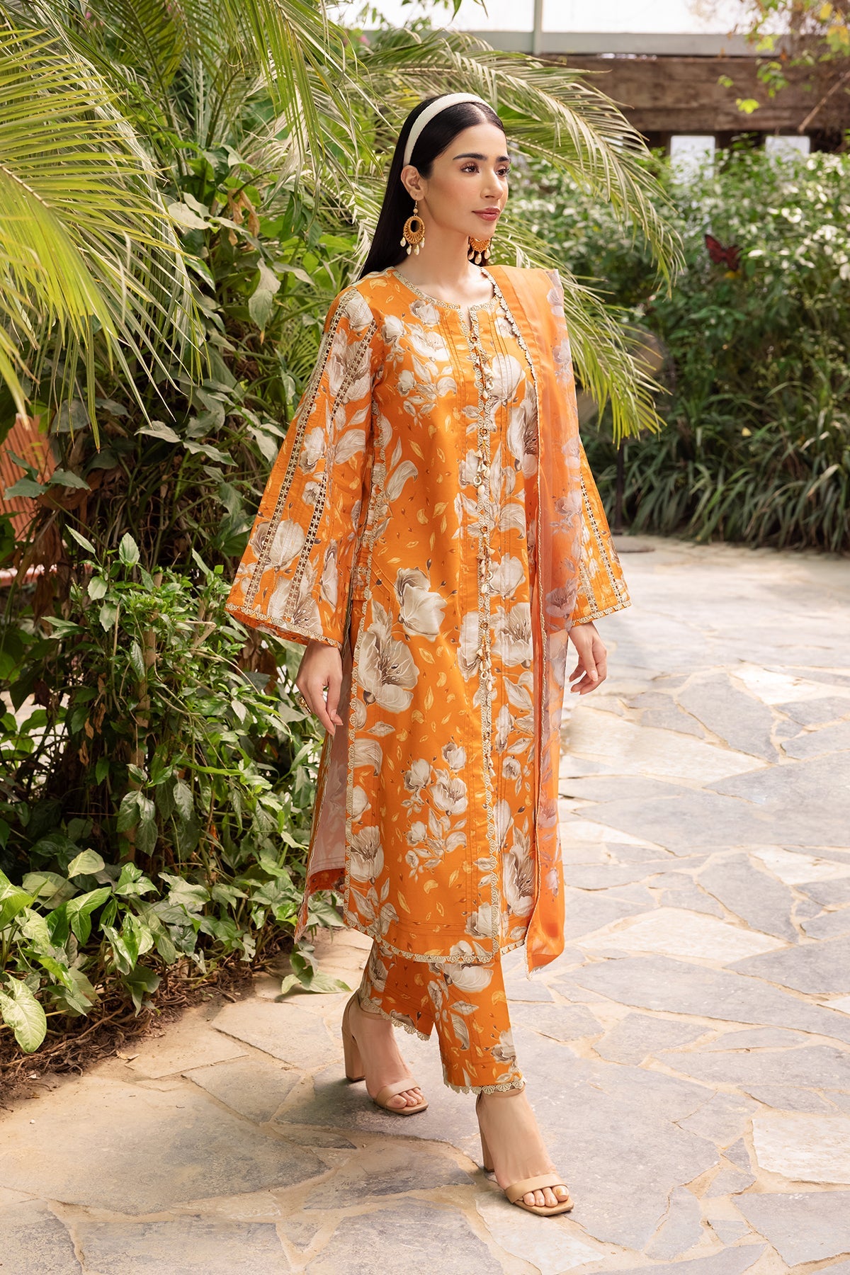 Alizeh | Sheen Lawn Prints 24 | SUNFLOWER - Khanumjan  Pakistani Clothes and Designer Dresses in UK, USA