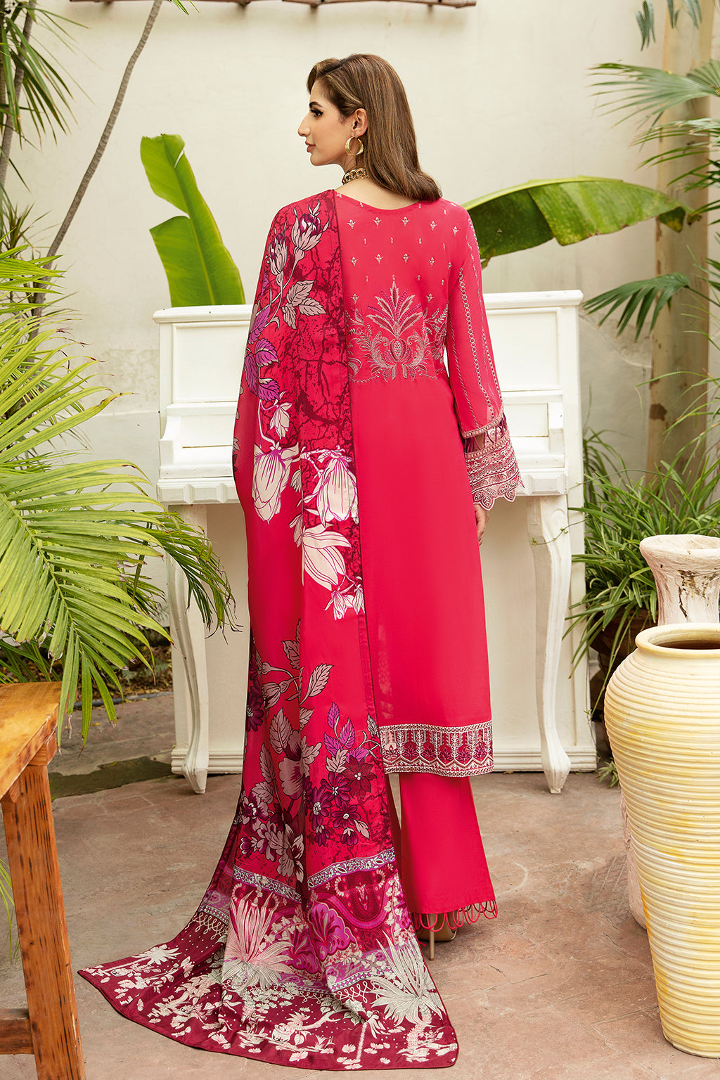 Ramsha | Luxury Lawn 24 | Y-810 - Khanumjan  Pakistani Clothes and Designer Dresses in UK, USA