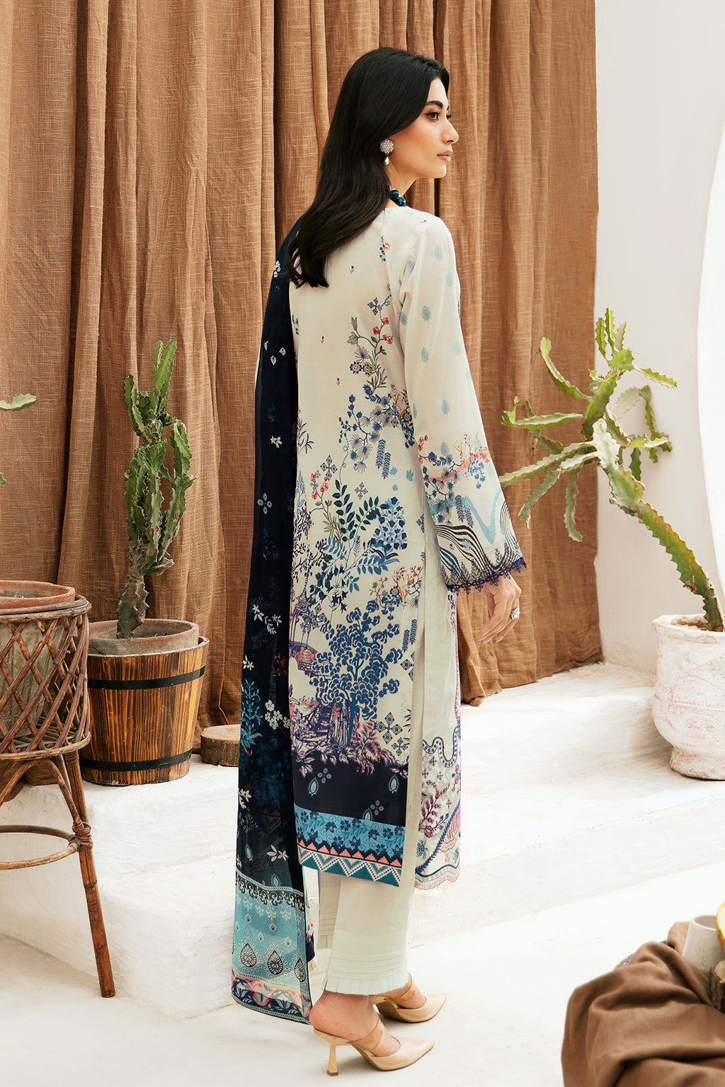 Ramsha | Mashaal Luxury Lawn | L-1107 - Khanumjan  Pakistani Clothes and Designer Dresses in UK, USA