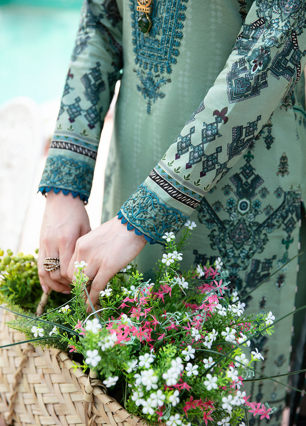 Gulaal | Summer Glow Lawn 24 | ANADIYA (GL-L-24V3-05) - Khanumjan  Pakistani Clothes and Designer Dresses in UK, USA