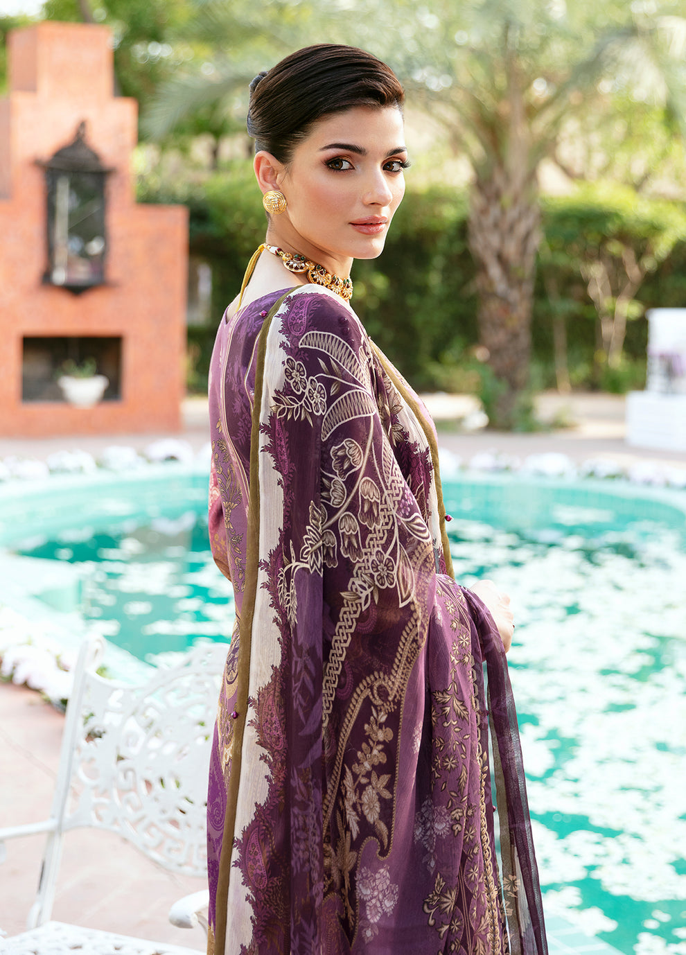 Gulaal | Summer Glow Lawn 24 | ESMERAY (GL-L-24V3-03) - Khanumjan  Pakistani Clothes and Designer Dresses in UK, USA