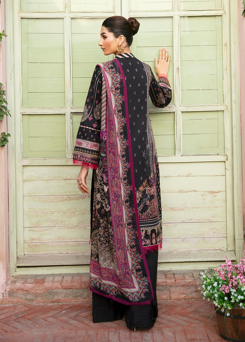 Gulaal | Summer Glow Lawn 24 | ANDREA (GL-L-24V3-06) - Khanumjan  Pakistani Clothes and Designer Dresses in UK, USA
