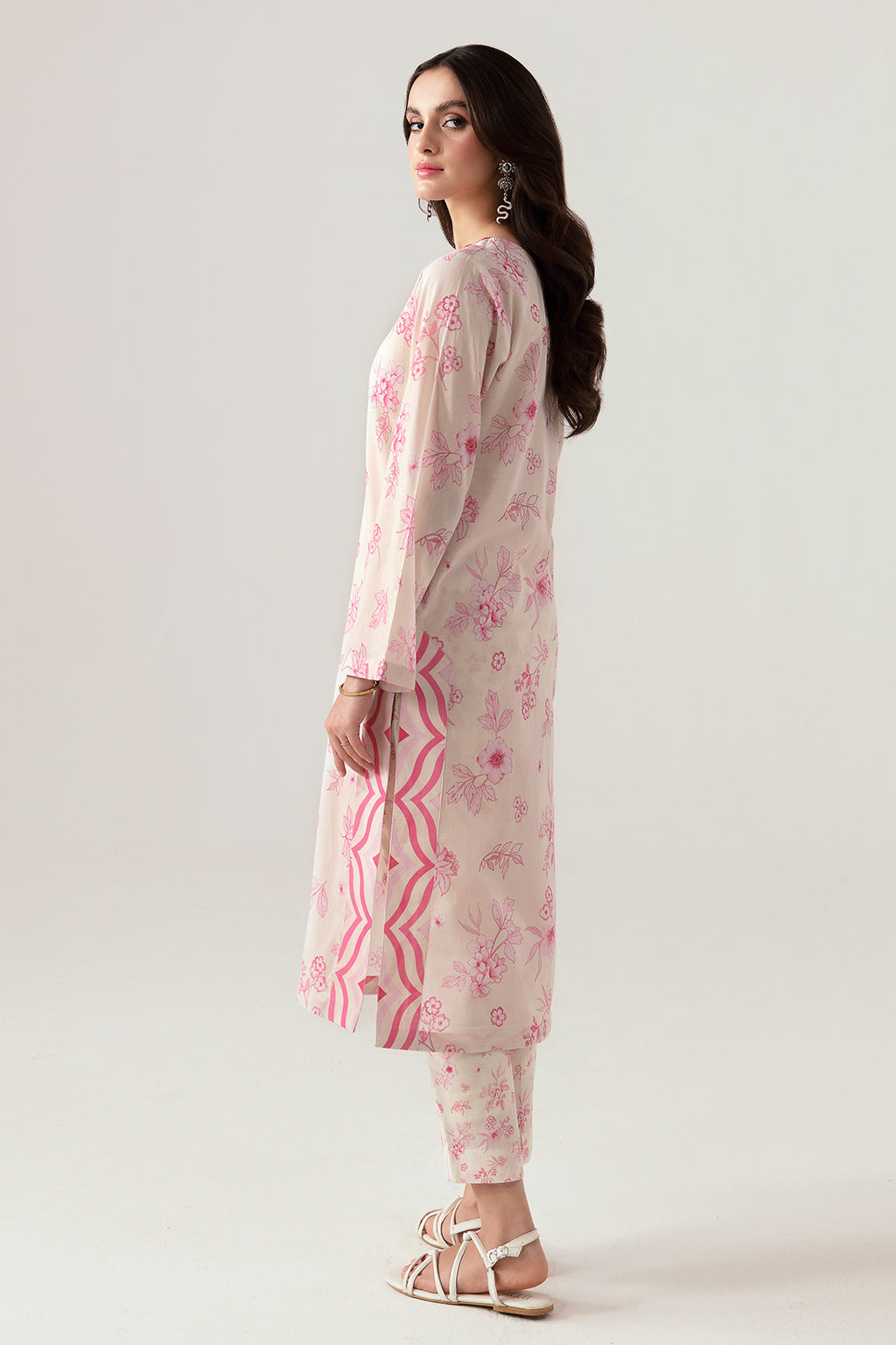 Ramsha | Pinted Lawn | RP-105 - Khanumjan  Pakistani Clothes and Designer Dresses in UK, USA