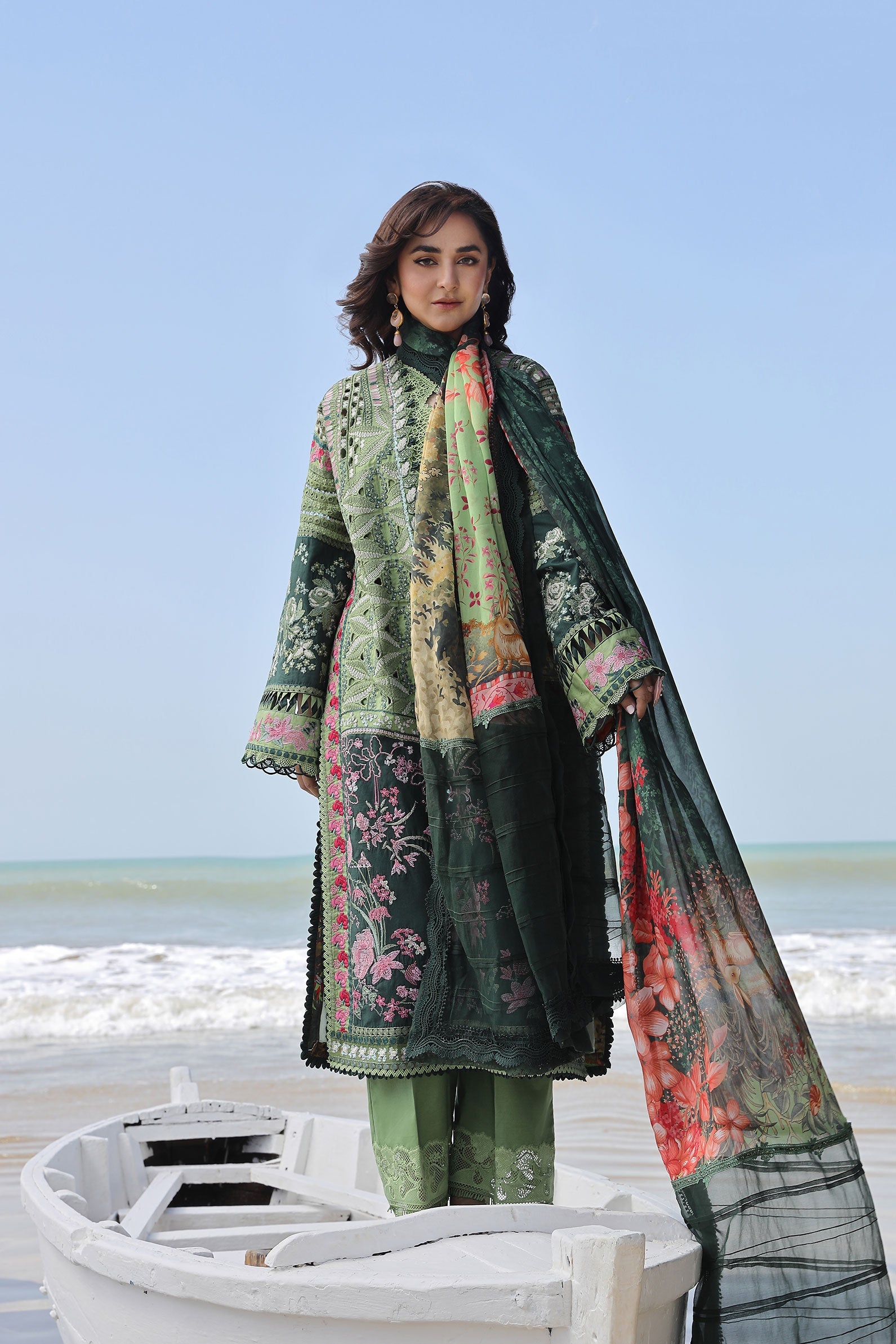Maryam Hussain | Luxury Lawn 24 | GARDENIA - Khanumjan  Pakistani Clothes and Designer Dresses in UK, USA