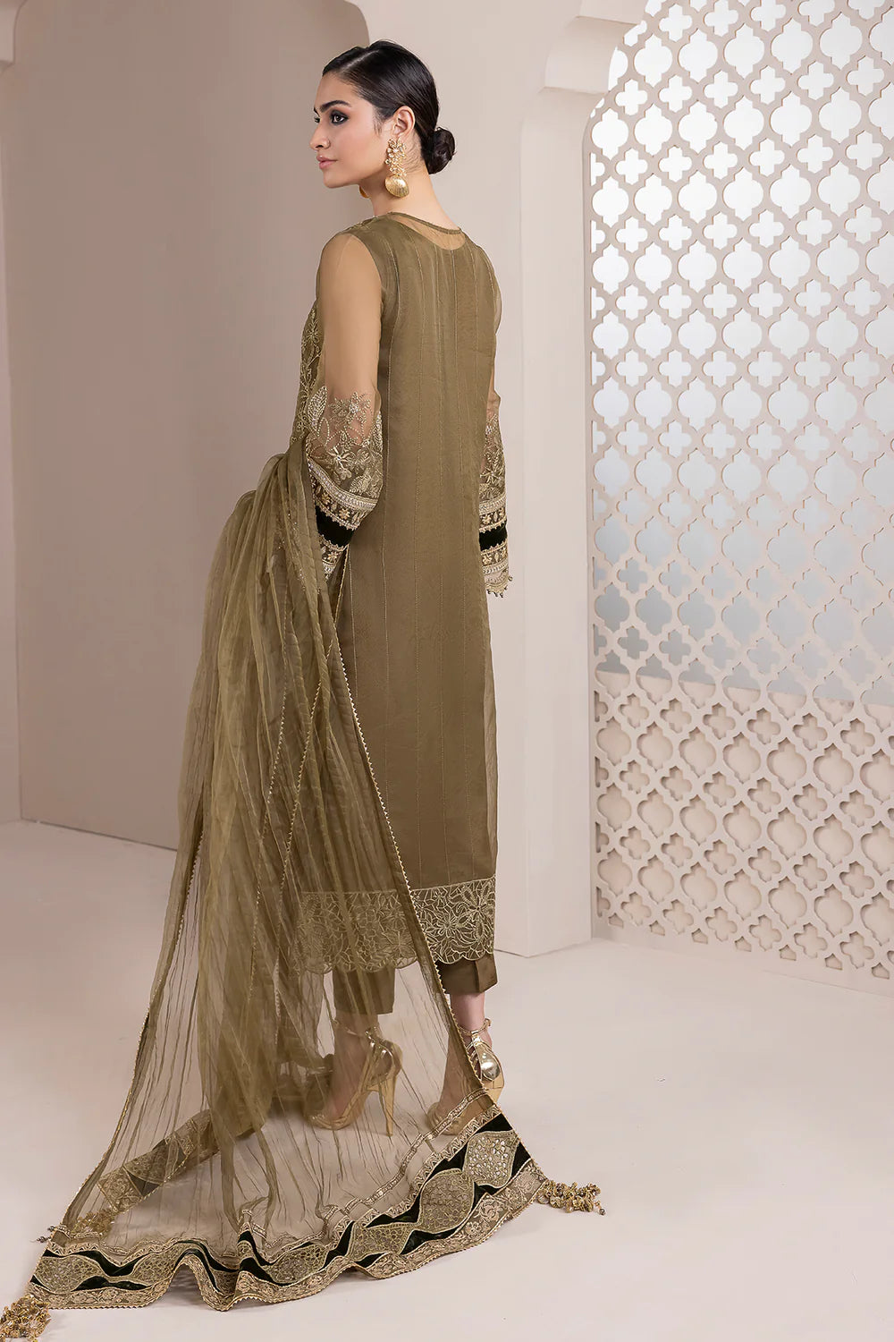 Baroque | Formals Collection | UF-414 - Khanumjan  Pakistani Clothes and Designer Dresses in UK, USA