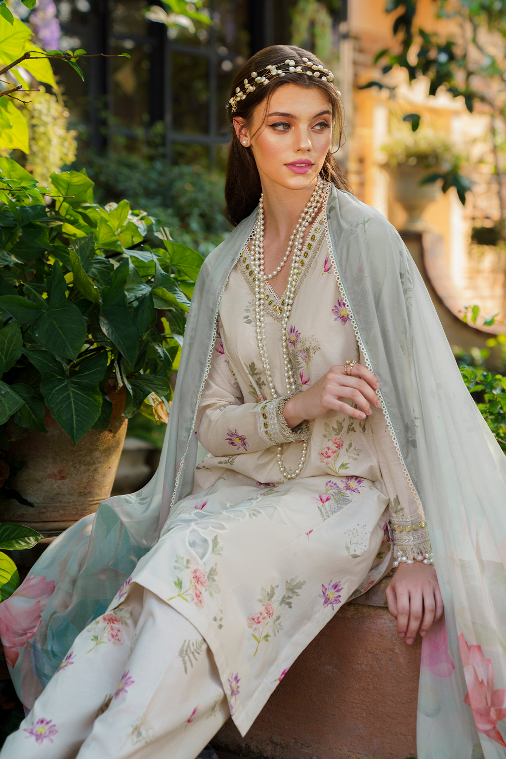 Iznik | Exclusive Lawn | UE-236 PRINTED LAWN - Khanumjan  Pakistani Clothes and Designer Dresses in UK, USA