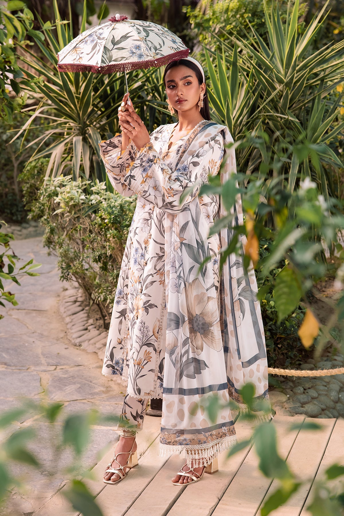 Alizeh | Sheen Lawn Prints 24 | GARDENIA - Khanumjan  Pakistani Clothes and Designer Dresses in UK, USA
