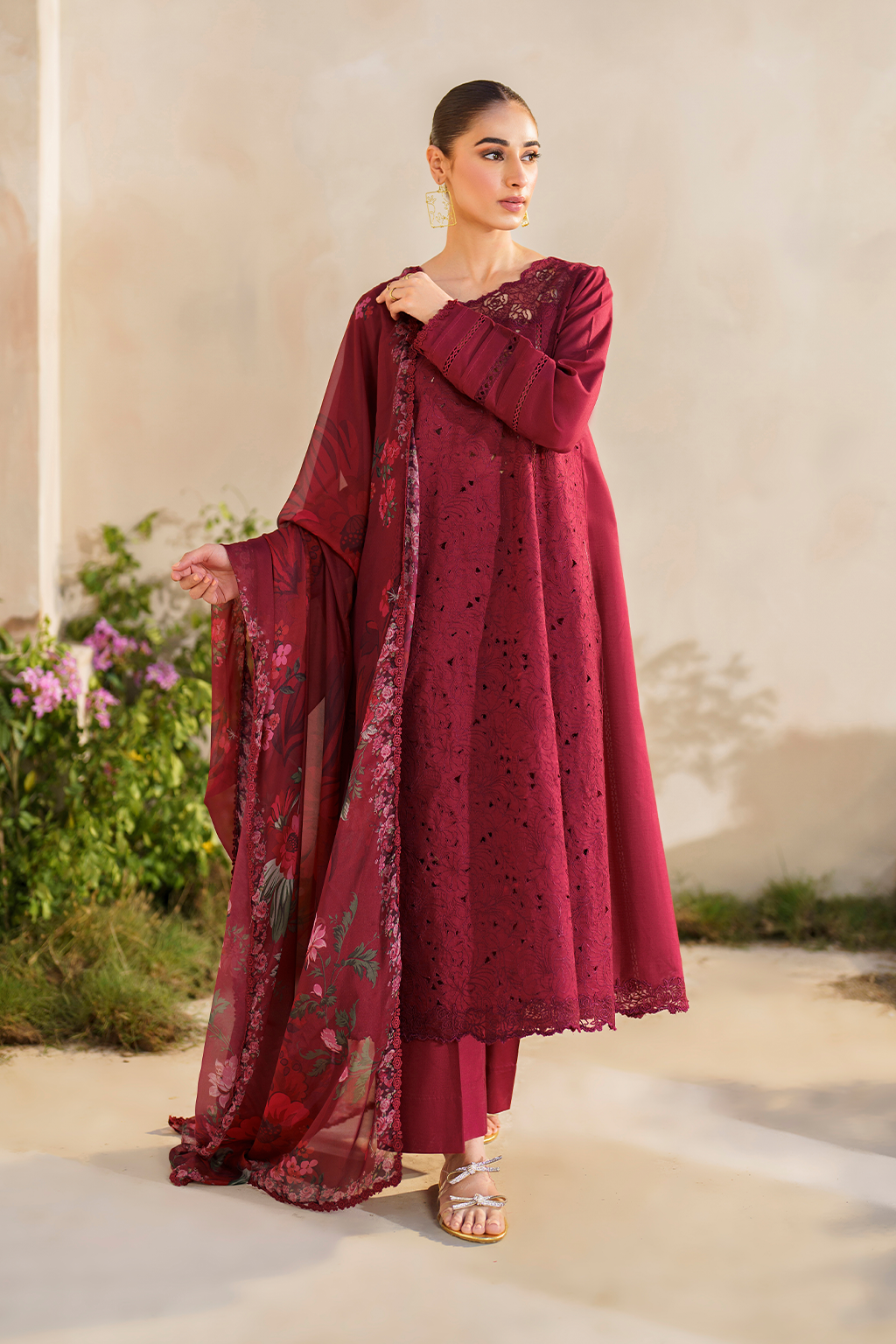 Iznik | Festive lawn 24 | SFL-02 - Khanumjan  Pakistani Clothes and Designer Dresses in UK, USA
