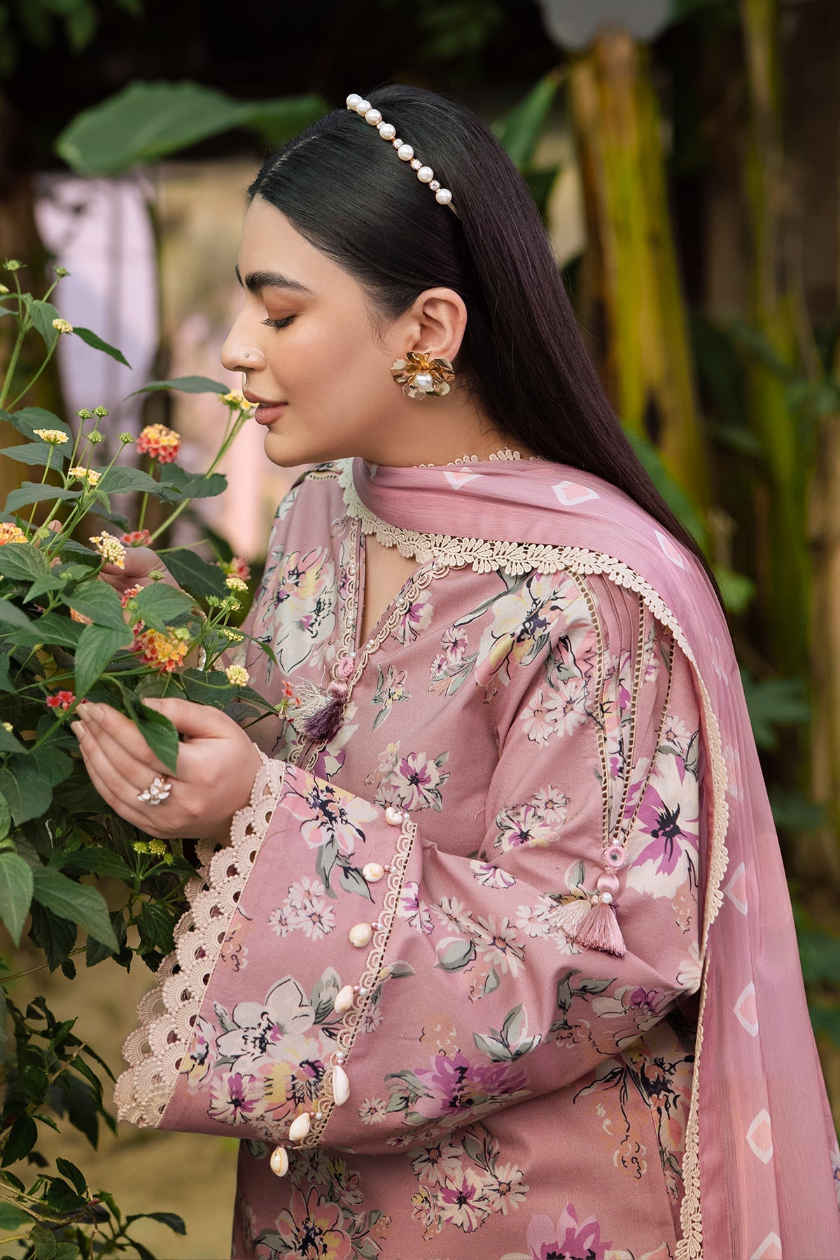 Alizeh | Sheen Lawn Prints 24 | CAMELIA - Khanumjan  Pakistani Clothes and Designer Dresses in UK, USA