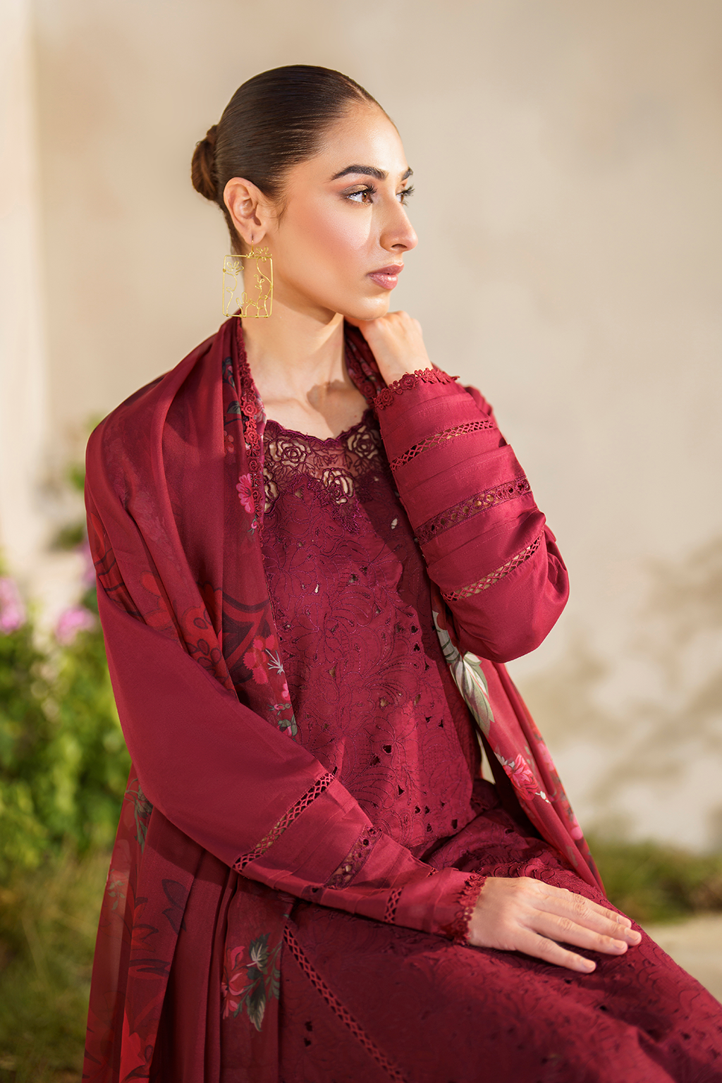 Iznik | Festive lawn 24 | SFL-02 - Khanumjan  Pakistani Clothes and Designer Dresses in UK, USA