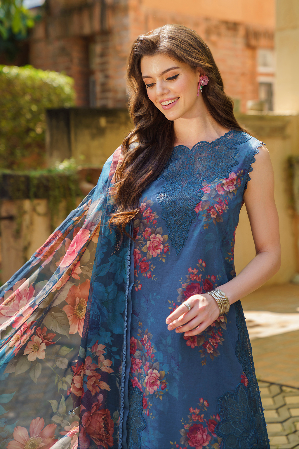 Iznik | Exclusive Lawn | UE-213 PRINTED LAWN - Khanumjan  Pakistani Clothes and Designer Dresses in UK, USA