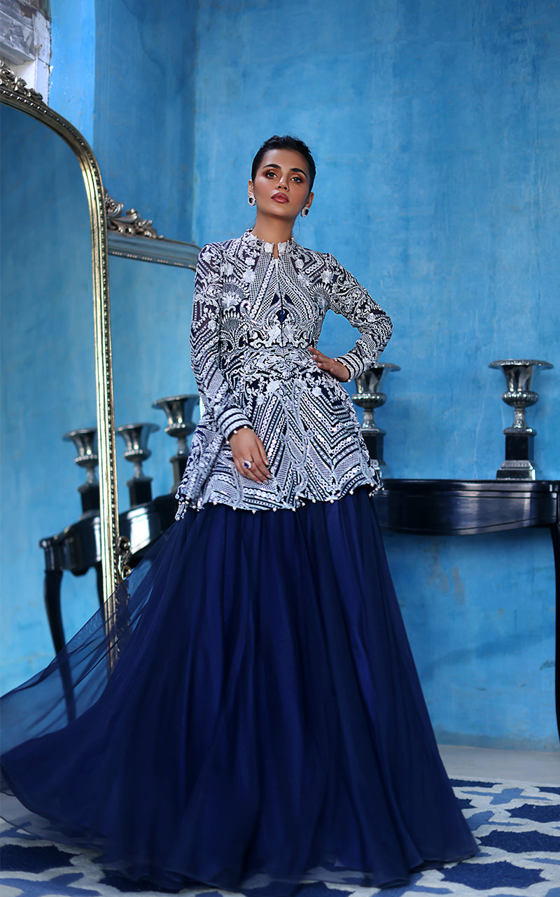 Threads and Motifs | Formal Dresses 24