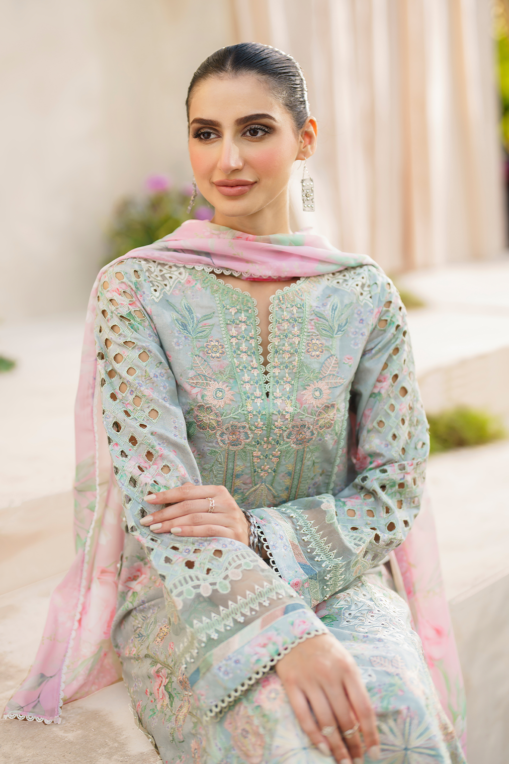Iznik | Festive lawn 24 | SFL-07 - Khanumjan  Pakistani Clothes and Designer Dresses in UK, USA