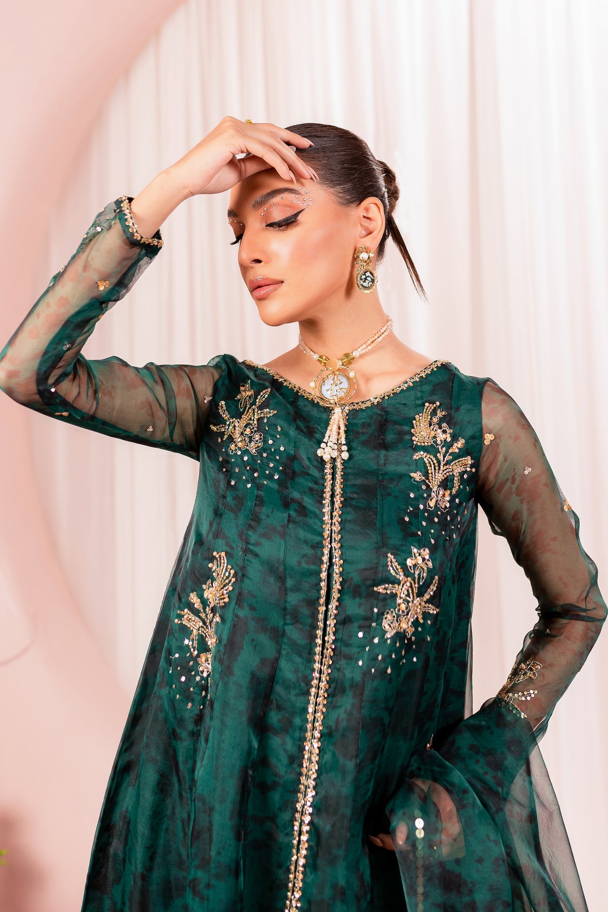 Batik | Desire Formal Dresses | Mirha - Khanumjan  Pakistani Clothes and Designer Dresses in UK, USA