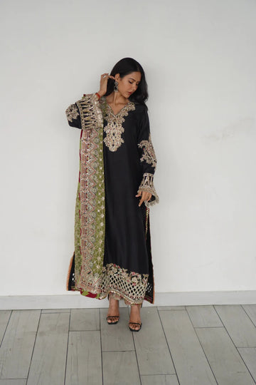 Maryum Hussain | Laani Luxury Pret | Sonam Bajwa - Khanumjan Pakistani Clothes and Designer Dresses in UK, USA