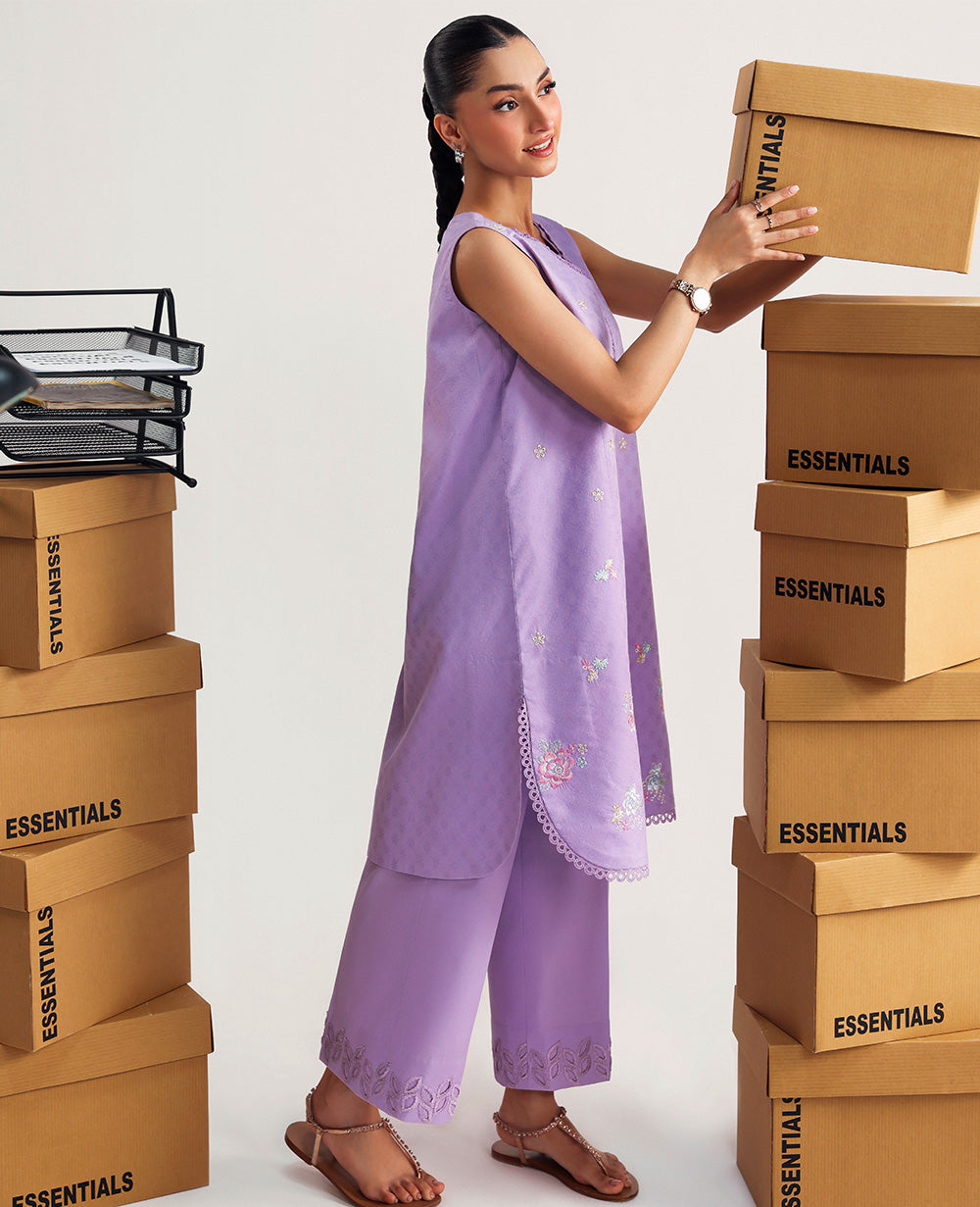 Republic Womenswear | Essentials Pre Fall | Lavine