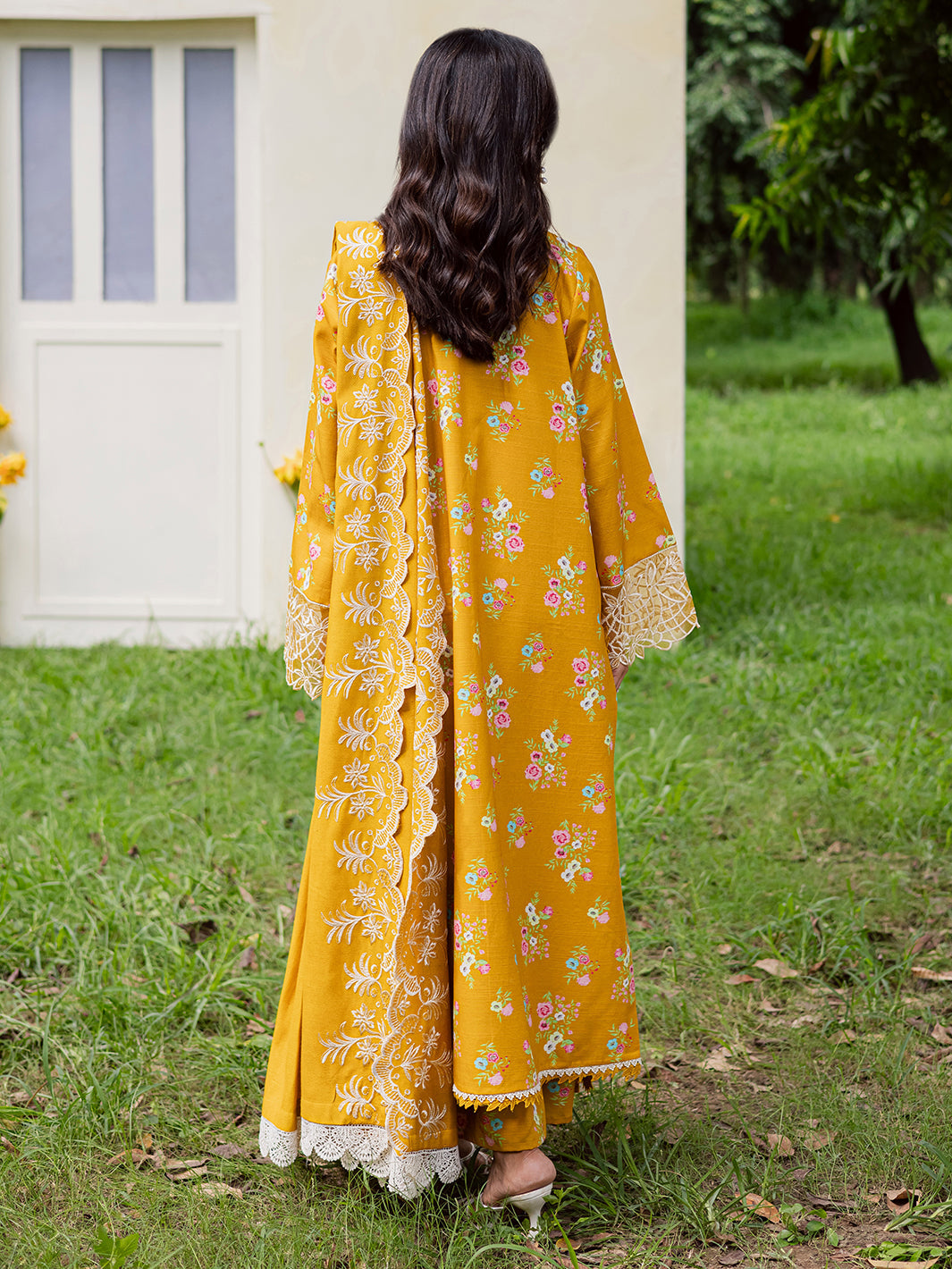 Mahnur | Gardenia Khaddar 25 | GR-08