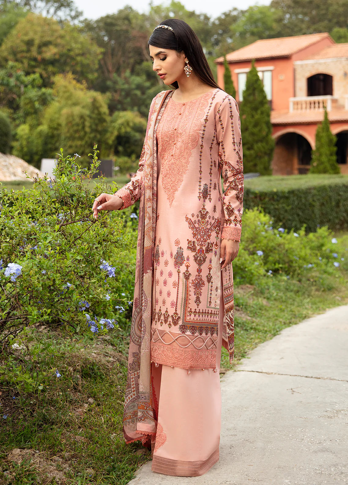 Gulaal | Springtime Ballet | HESTIA (GL-L-24V1-12) - Khanumjan  Pakistani Clothes and Designer Dresses in UK, USA