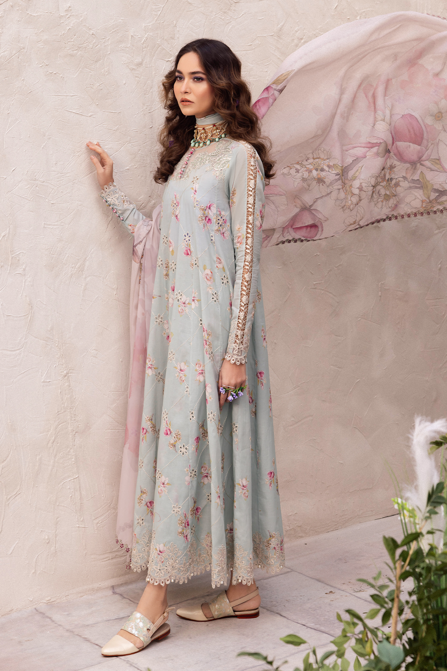 Iznik | Dahlia Embroidered Lawn | DL-10 - Khanumjan  Pakistani Clothes and Designer Dresses in UK, USA