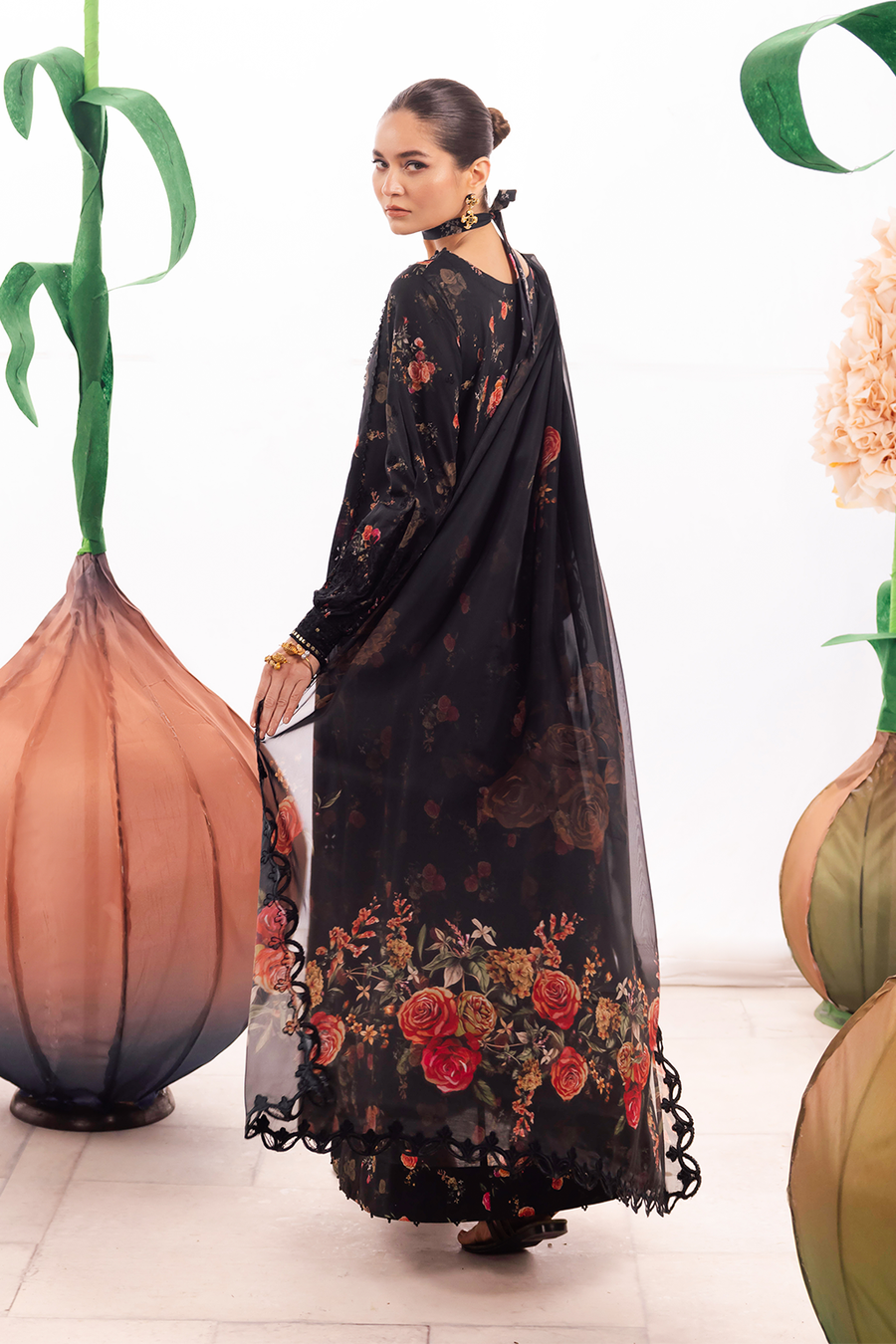 Iznik | Dahlia Embroidered Lawn | DL-08 - Khanumjan  Pakistani Clothes and Designer Dresses in UK, USA