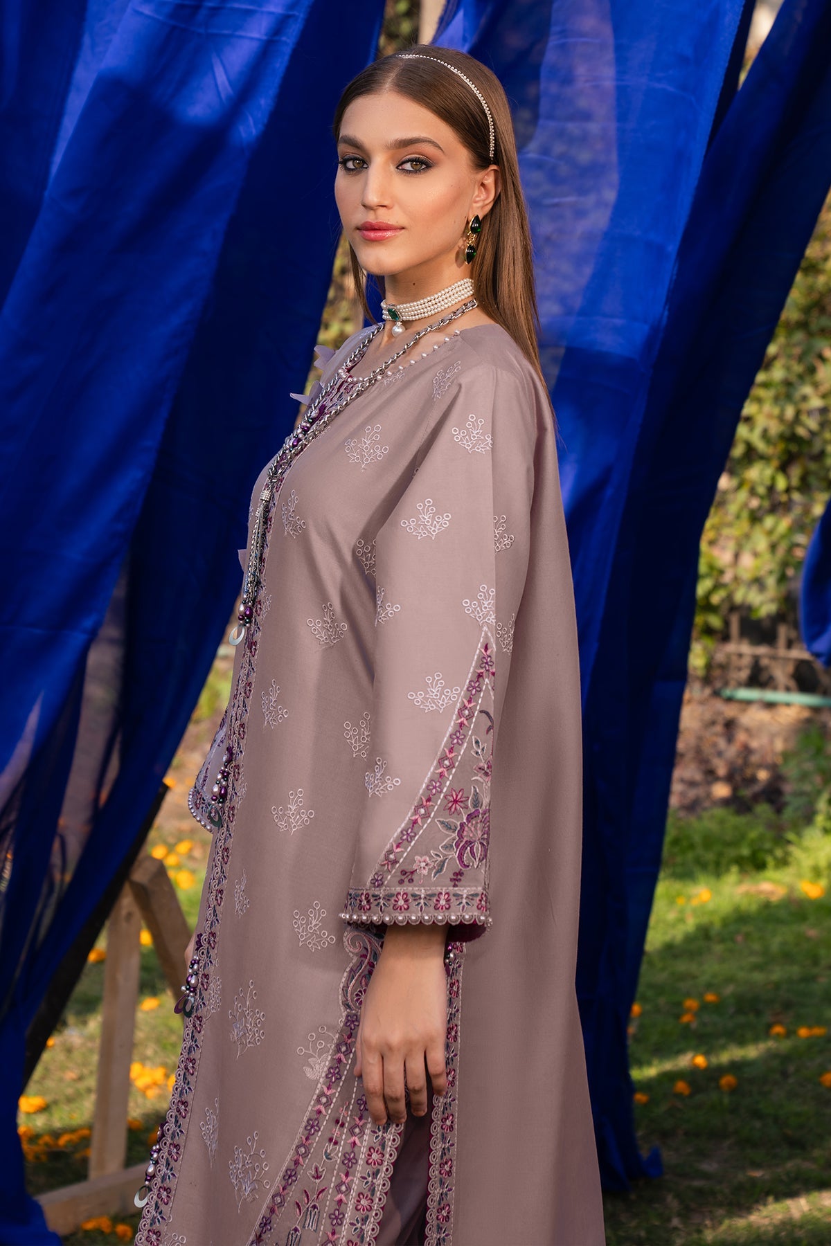 Alizeh | Rawayat Luxury Lawn 24 | Meraat - Khanumjan  Pakistani Clothes and Designer Dresses in UK, USA