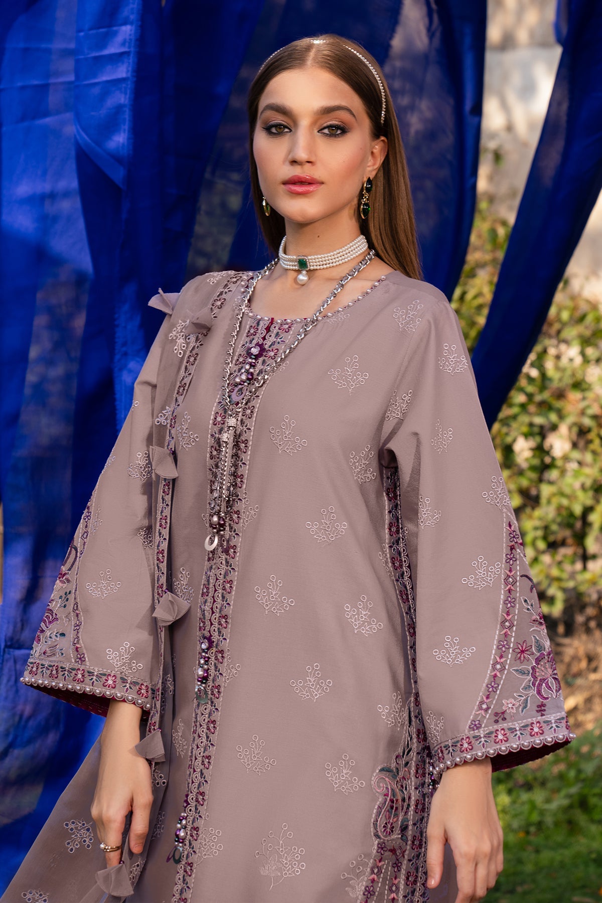 Alizeh | Rawayat Luxury Lawn 24 | Meraat - Khanumjan  Pakistani Clothes and Designer Dresses in UK, USA