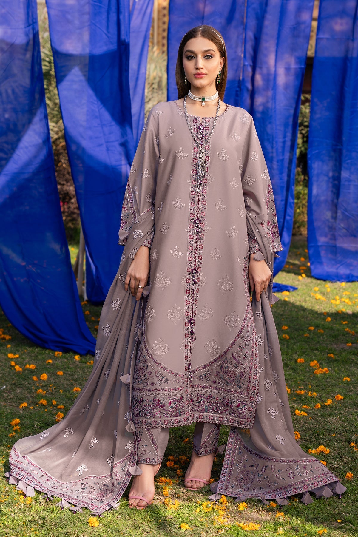 Alizeh | Rawayat Luxury Lawn 24 | Meraat - Khanumjan  Pakistani Clothes and Designer Dresses in UK, USA