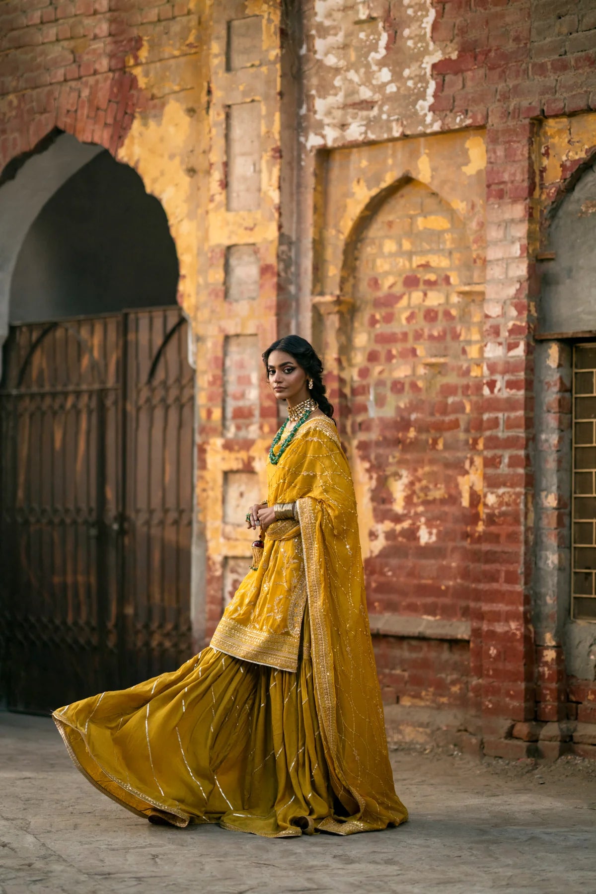 Erum Khan | Mannat Formals | Aatish - Khanumjan  Pakistani Clothes and Designer Dresses in UK, USA