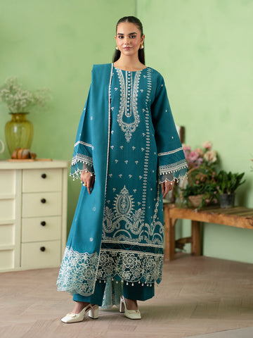 Mahnur | Leila Winter 24 | Meris