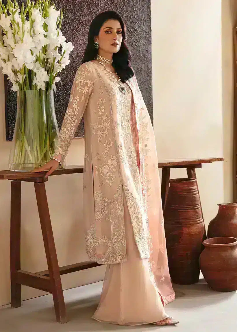 Mahum Asad | Lamhay Wedding Formals 23 | Saloni - Khanumjan  Pakistani Clothes and Designer Dresses in UK, USA