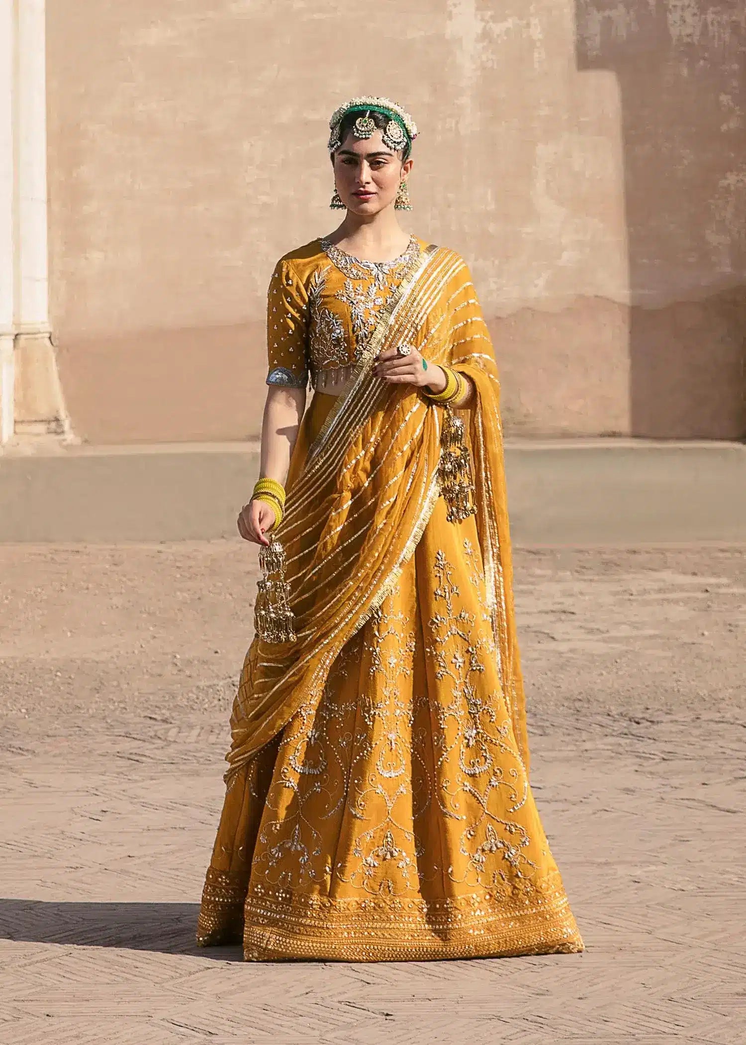 Mahum Asad | Gul Posh Luxury Formals ’23 | Nazneen - Khanumjan  Pakistani Clothes and Designer Dresses in UK, USA