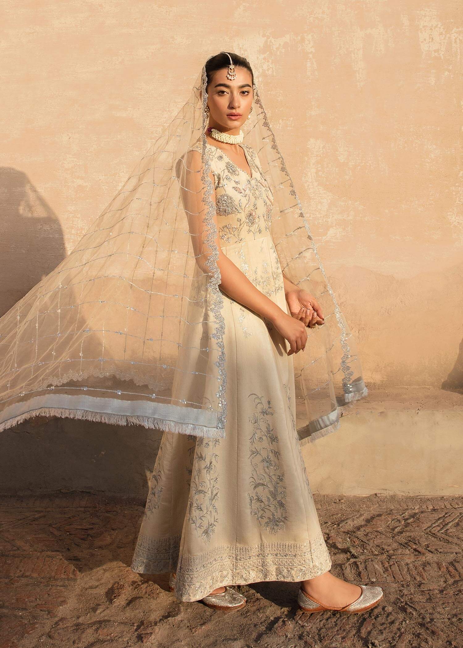 Mahum Asad | Gul Posh Luxury Formals ’23 | Bahaar - Khanumjan  Pakistani Clothes and Designer Dresses in UK, USA