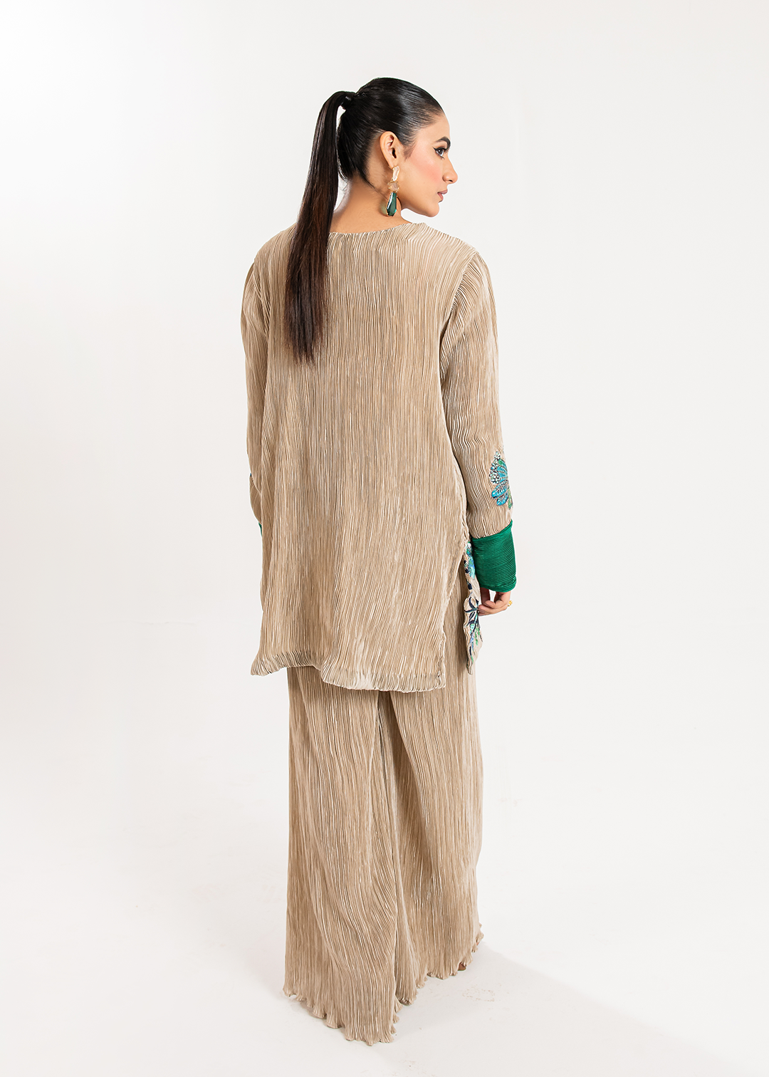 Maria Osama Khan | Claire Pleated Silk | Stardust - Khanumjan  Pakistani Clothes and Designer Dresses in UK, USA