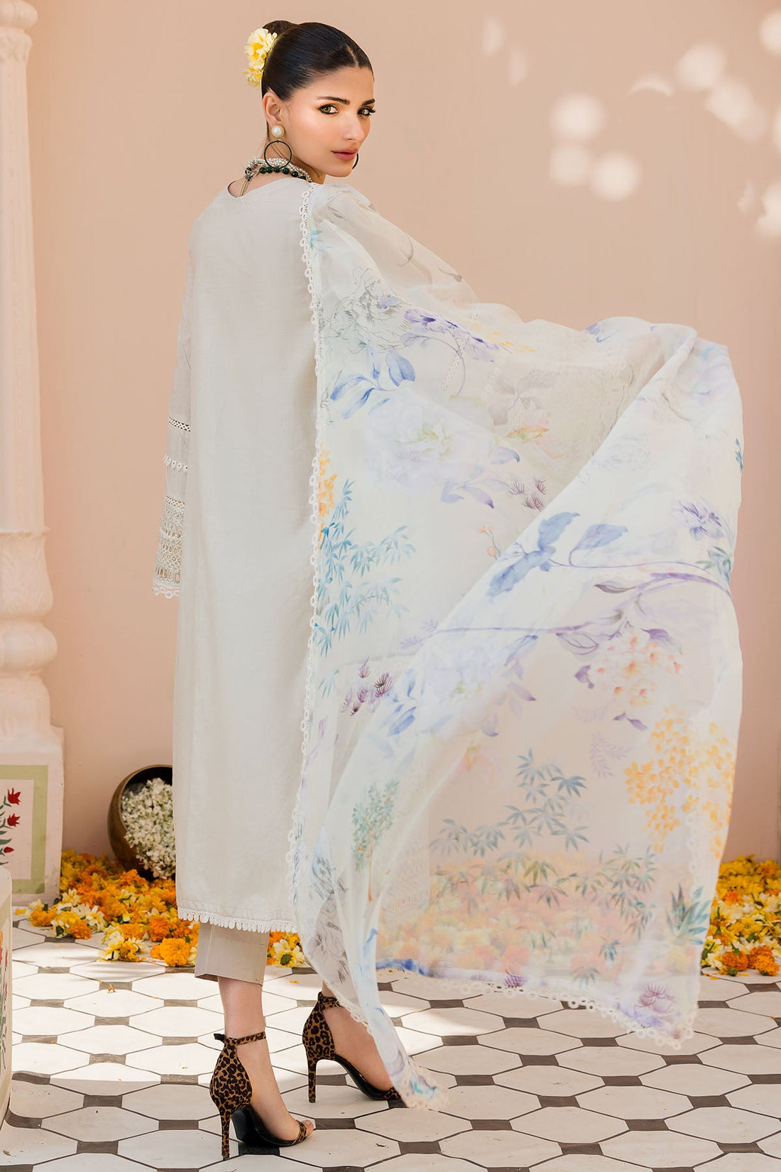 Motifz | Amal Luxury Lawn | 4629 - Khanumjan  Pakistani Clothes and Designer Dresses in UK, USA