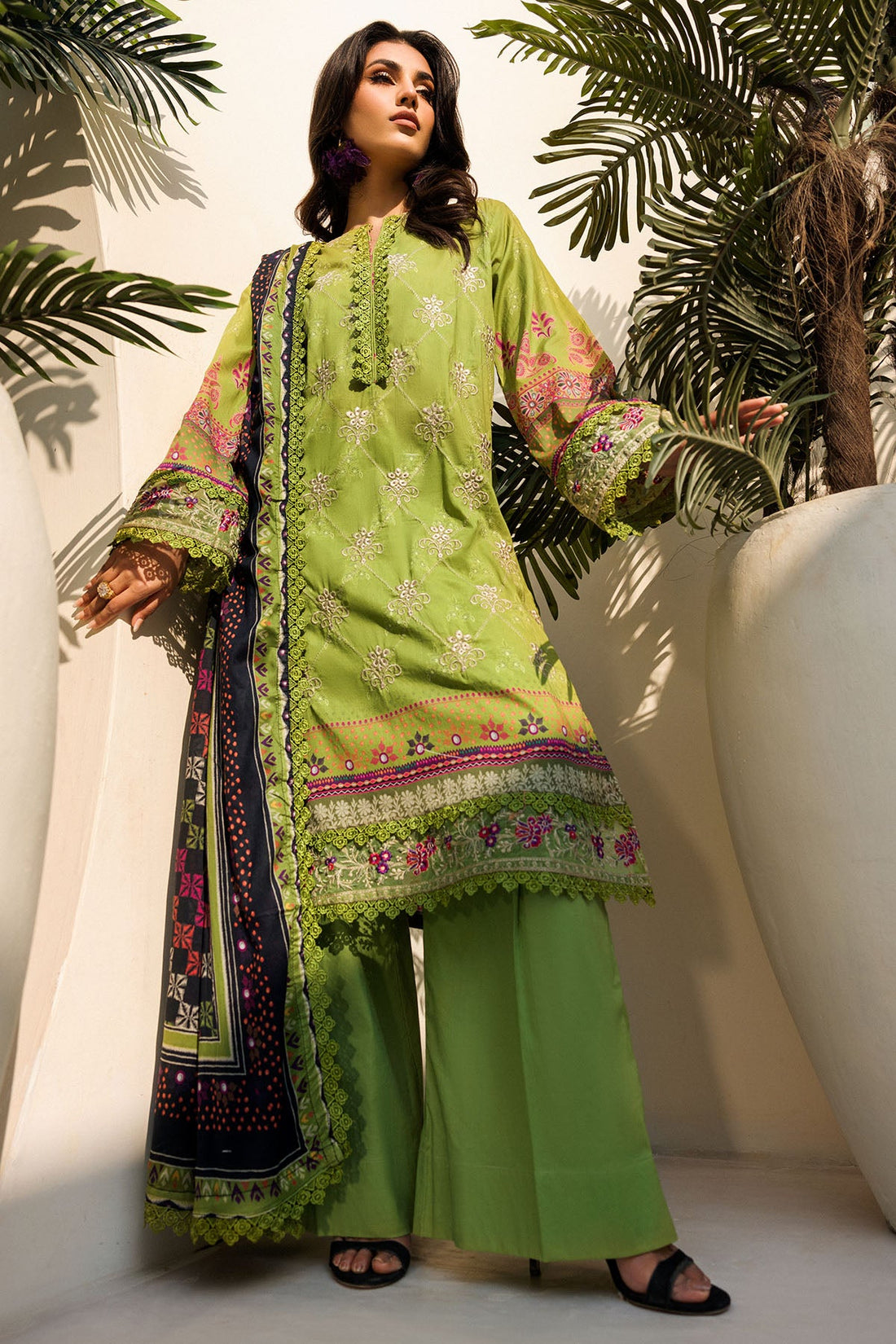 Motifz | Umang Luxury Lawn | A-12 - Khanumjan  Pakistani Clothes and Designer Dresses in UK, USA