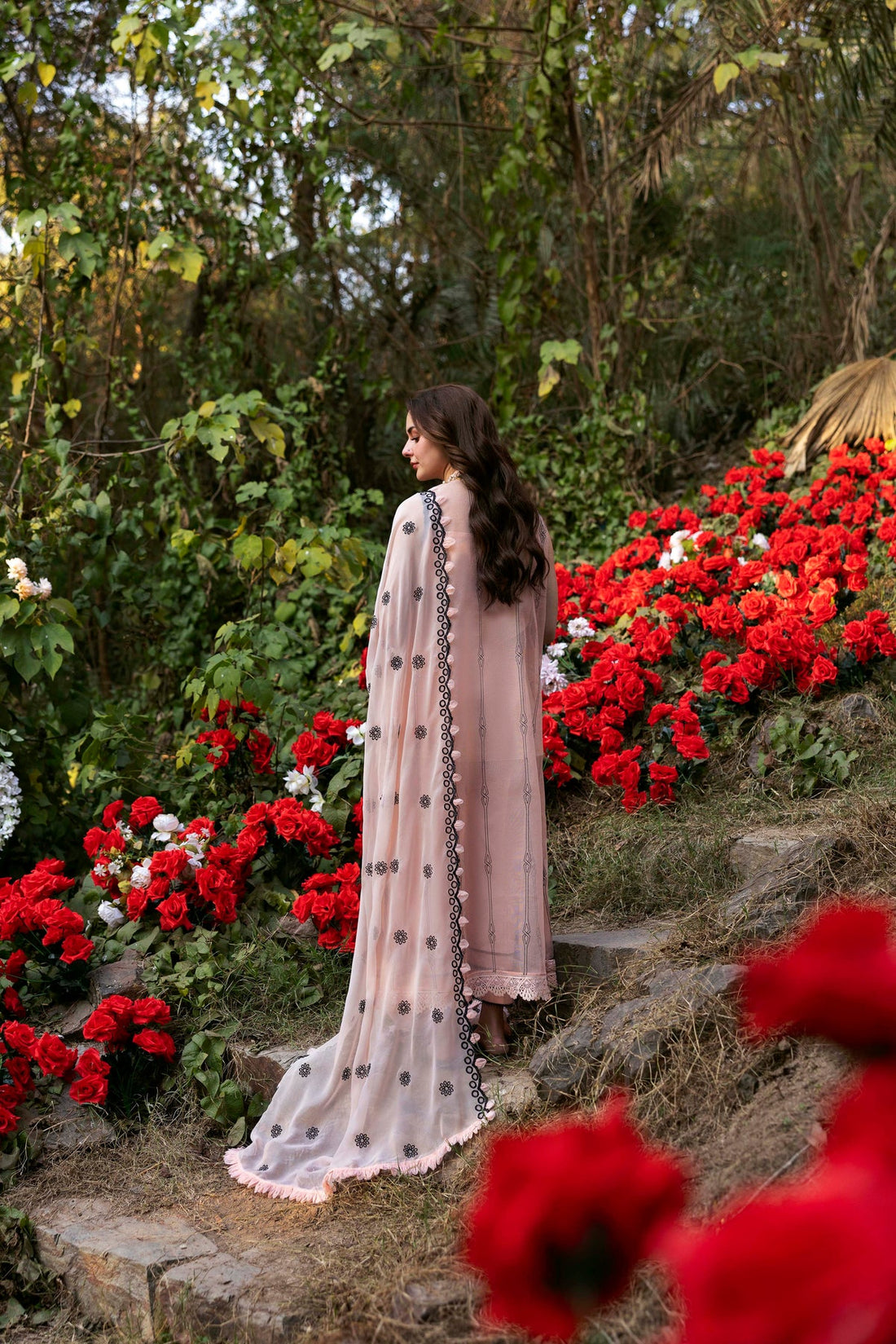 Sable Vogue | Luxury Formal 25 | SL-08-25-V1