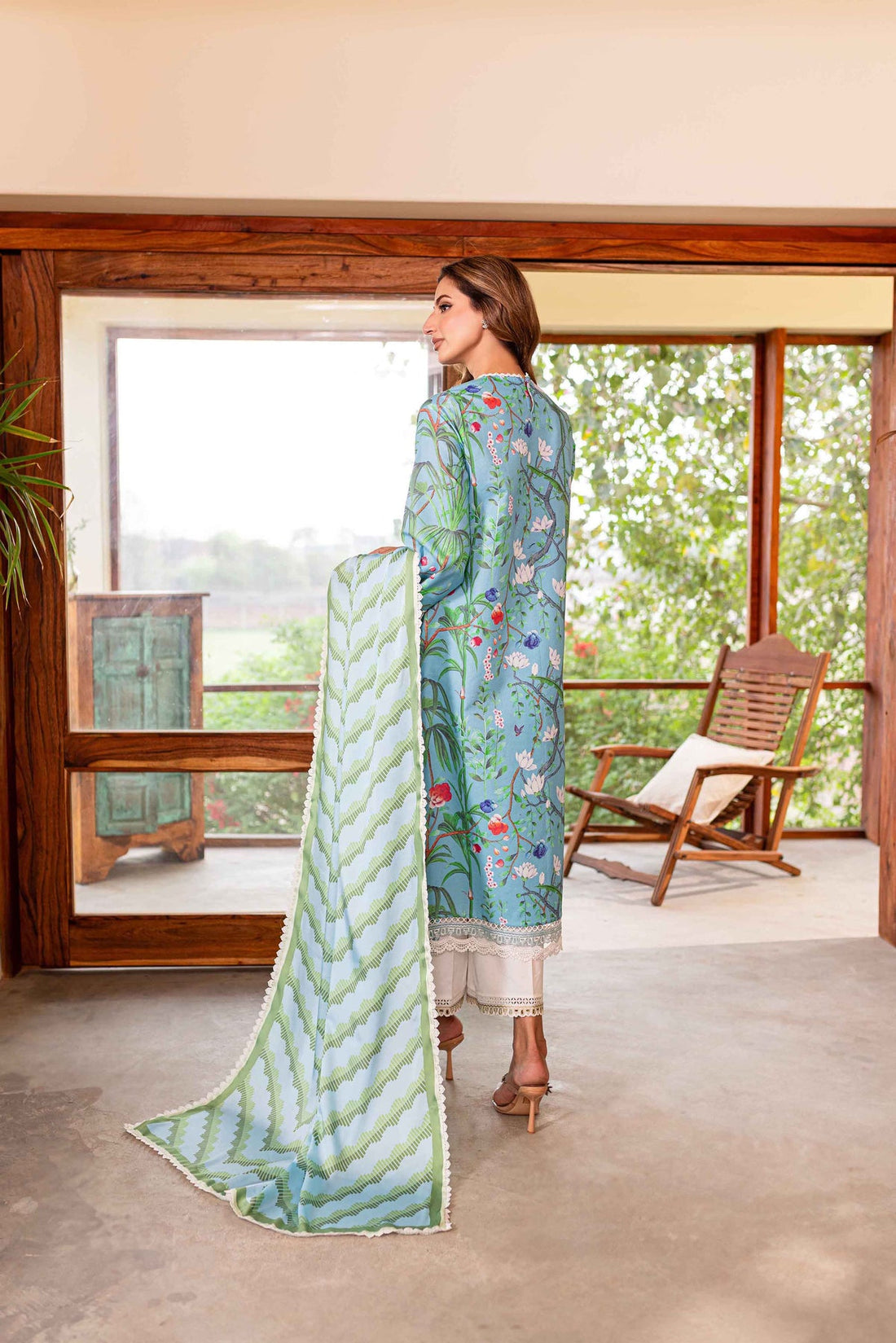 Sable Vogue | Shiree Lawn 24 | Flower Of Paradise - Khanumjan  Pakistani Clothes and Designer Dresses in UK, USA