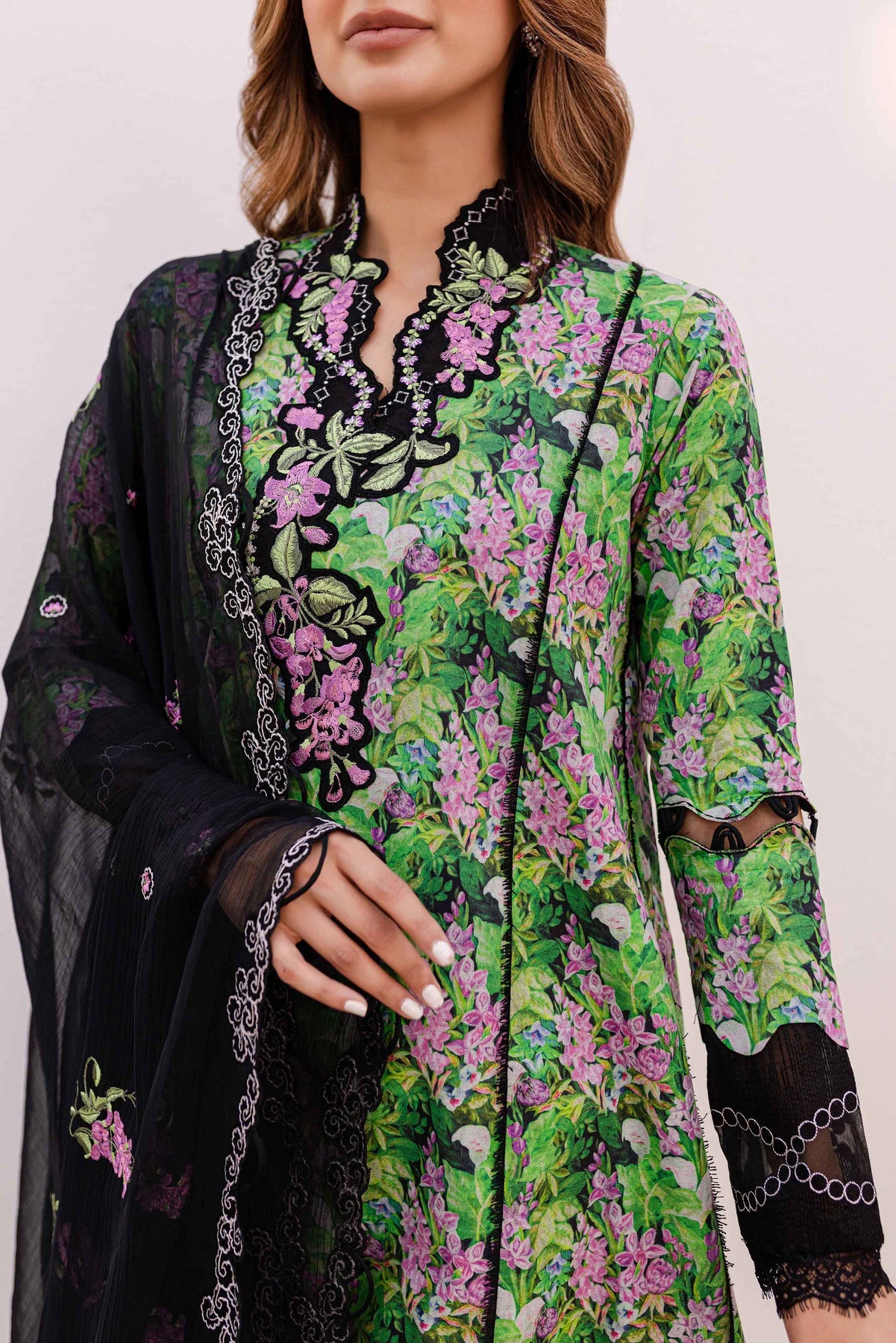 Sable Vogue | Shiree Lawn 24 | Black Iris - Khanumjan  Pakistani Clothes and Designer Dresses in UK, USA