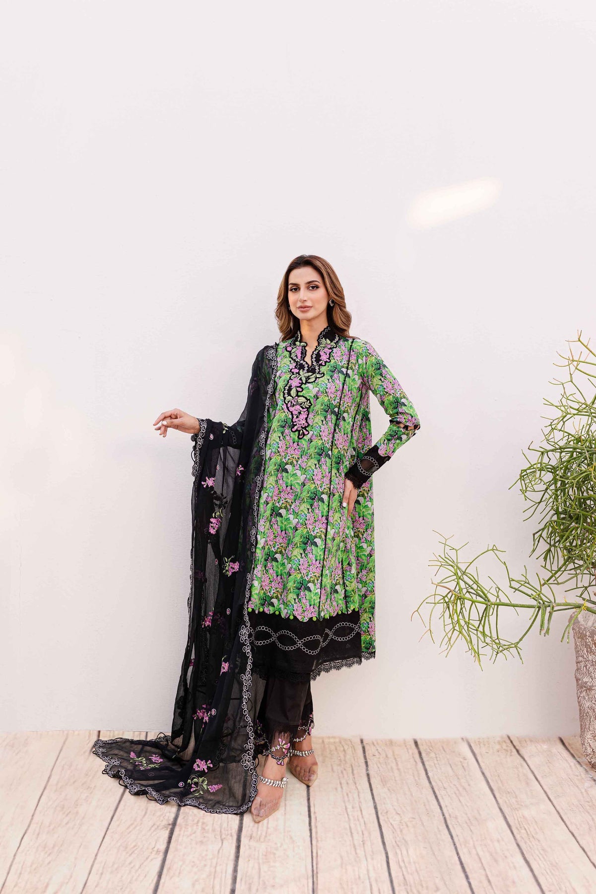 Sable Vogue | Shiree Lawn 24 | Black Iris - Khanumjan  Pakistani Clothes and Designer Dresses in UK, USA