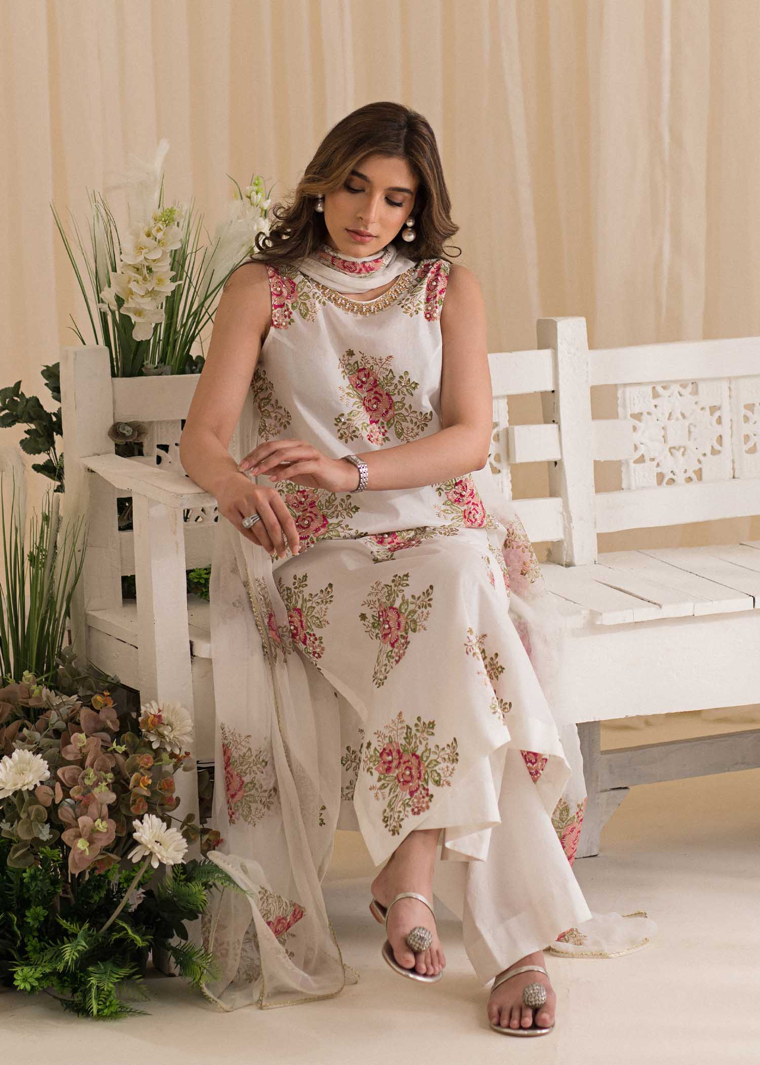 Sadaf Fawad Khan | Lyla Festive Pret | Tea Rose - Khanumjan  Pakistani Clothes and Designer Dresses in UK, USA