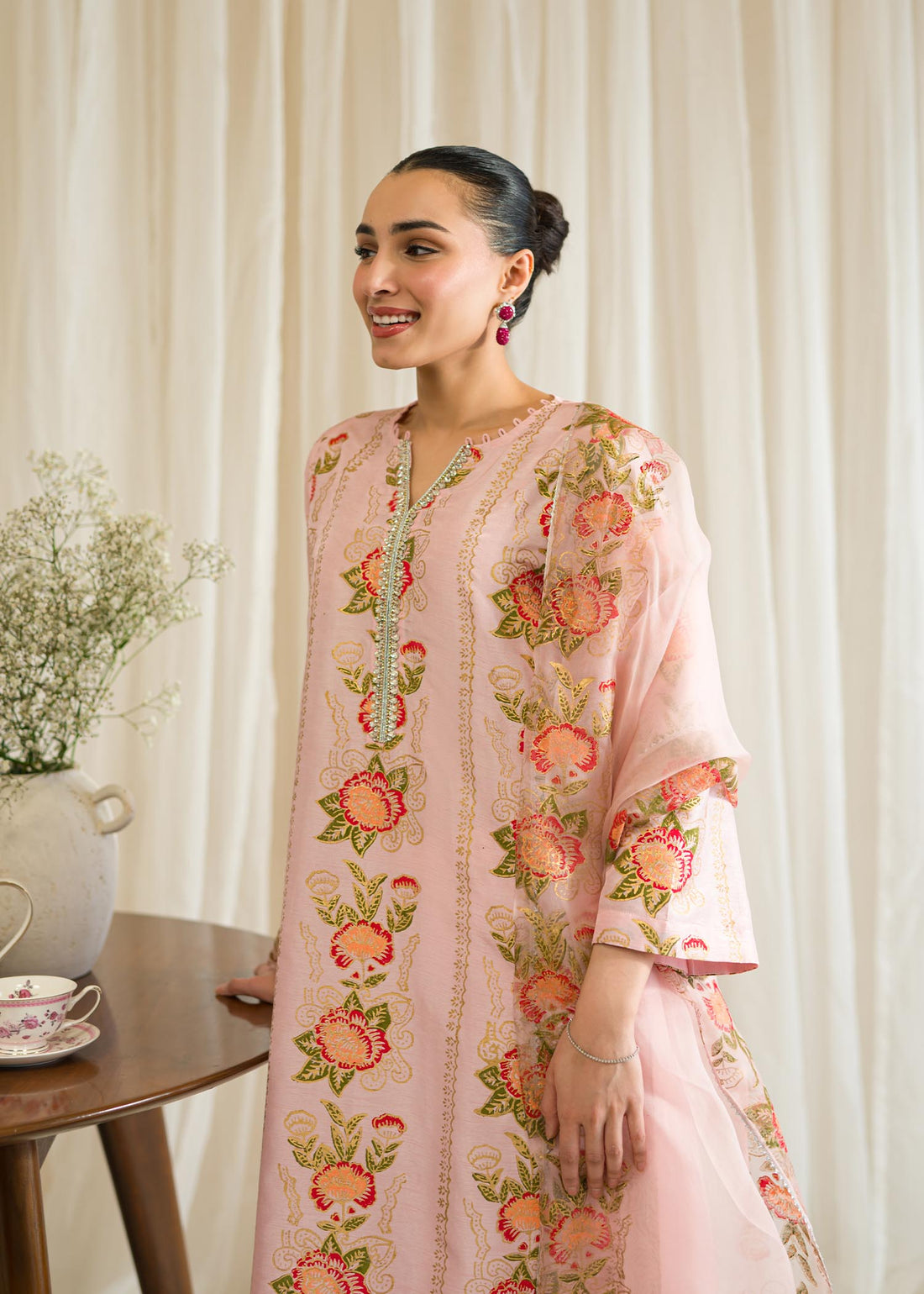 Sadaf Fawad Khan | Eid Pret 24 | Sanem - Khanumjan  Pakistani Clothes and Designer Dresses in UK, USA