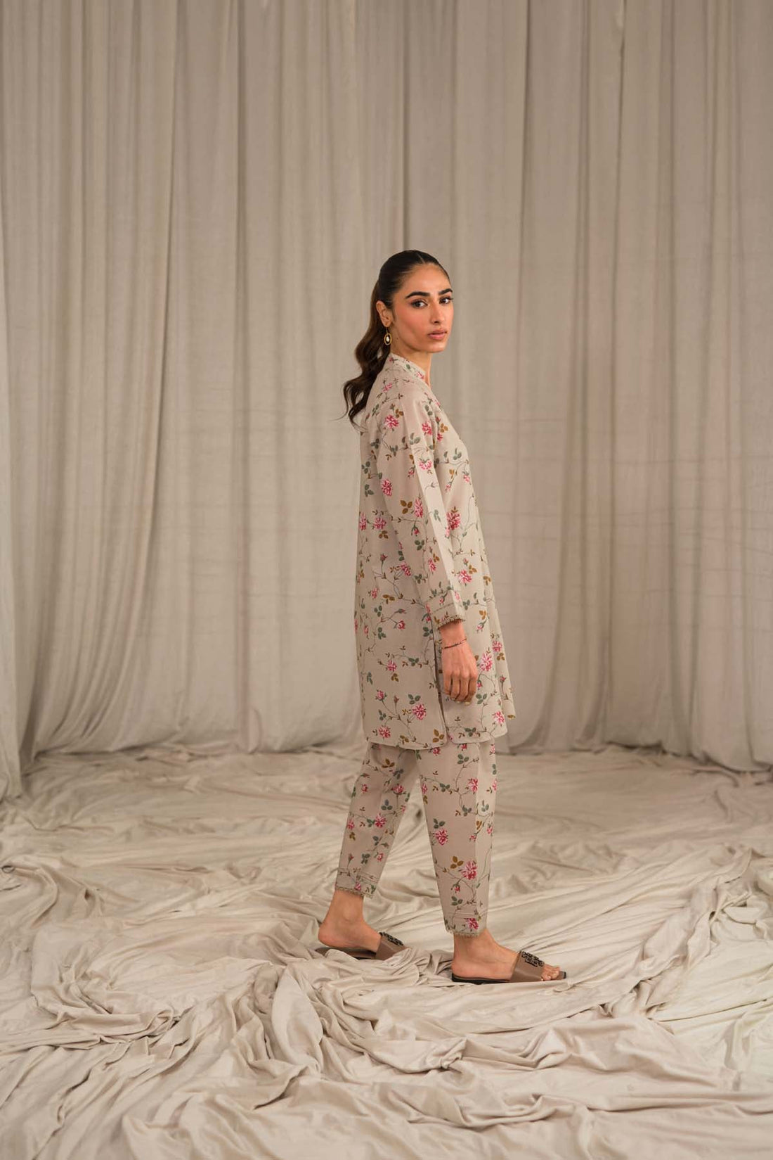 Sahar | Print Edit SS24 | P-06 - Khanumjan  Pakistani Clothes and Designer Dresses in UK, USA