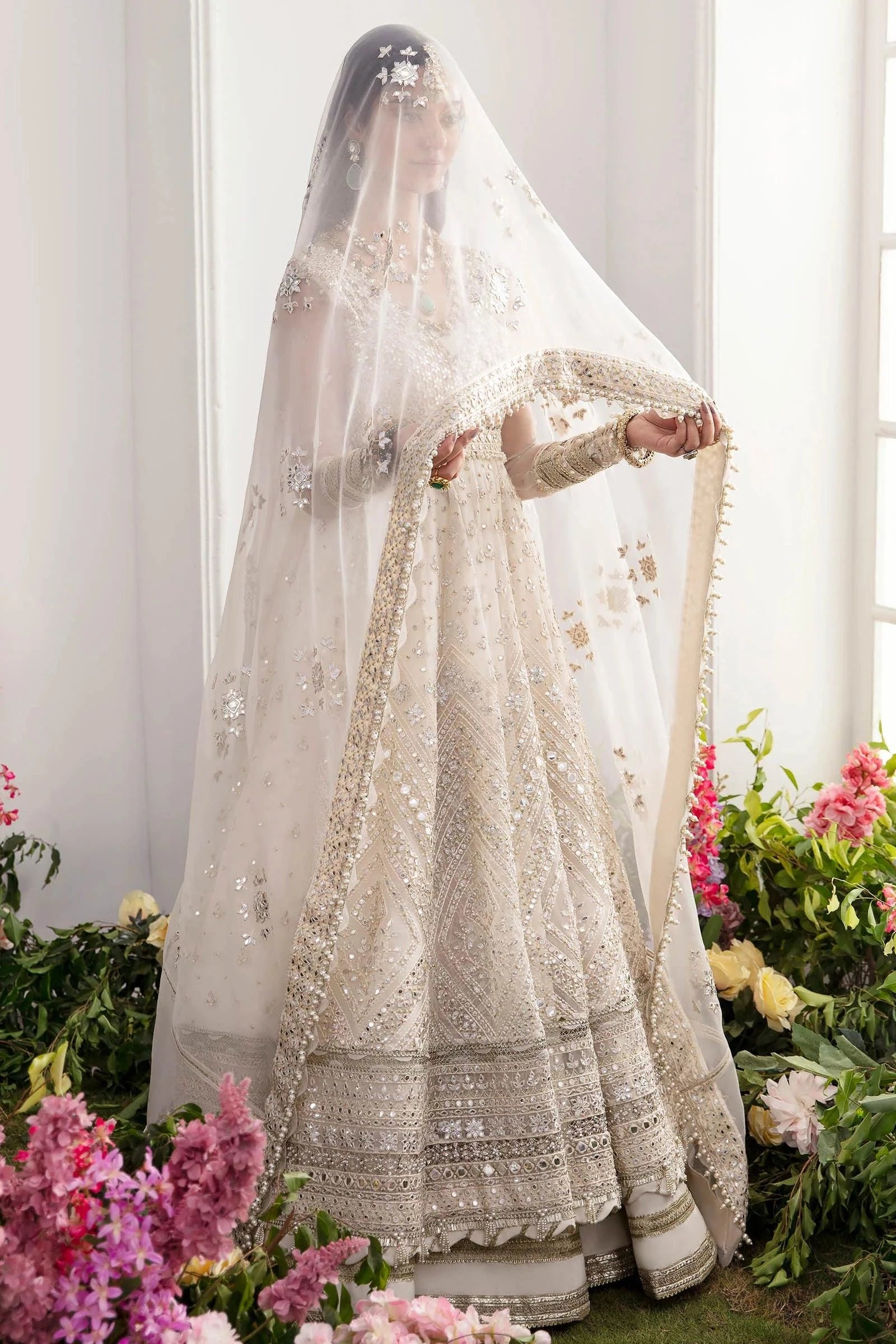 Zaha | Gossamer Formals 23 | Parisa - Khanumjan  Pakistani Clothes and Designer Dresses in UK, USA