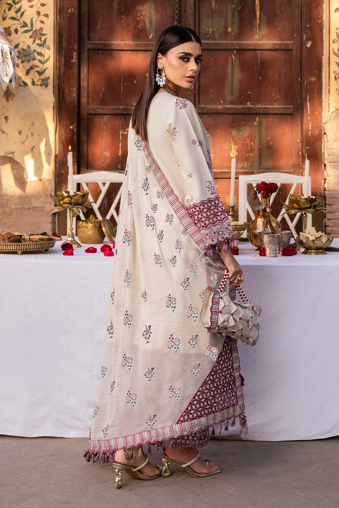 Alizeh | Rawayat Luxury Lawn 24 | Hayat - Khanumjan  Pakistani Clothes and Designer Dresses in UK, USA