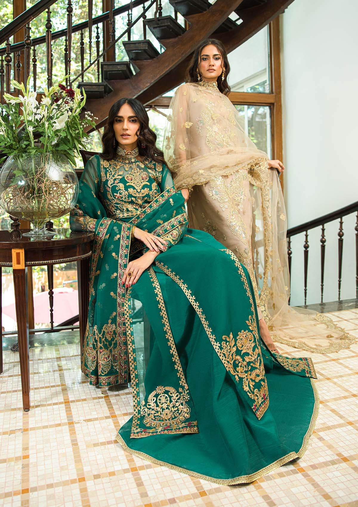 Aik Atelier | Formals Collection | GLOSSIER - LOOK 01 - Khanumjan  Pakistani Clothes and Designer Dresses in UK, USA