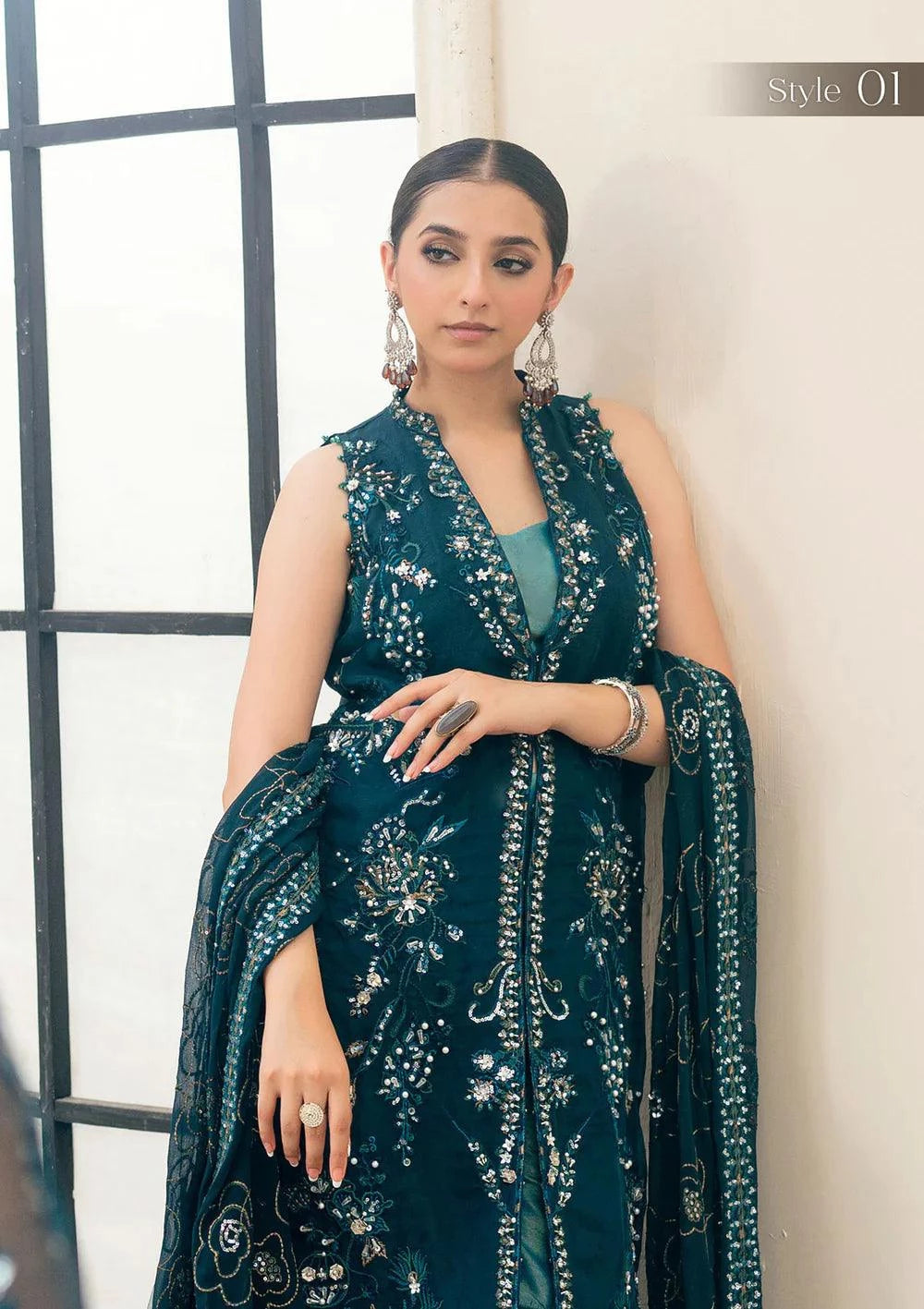 Aik Atelier | Wedding Festive 23 | 07 - Khanumjan  Pakistani Clothes and Designer Dresses in UK, USA